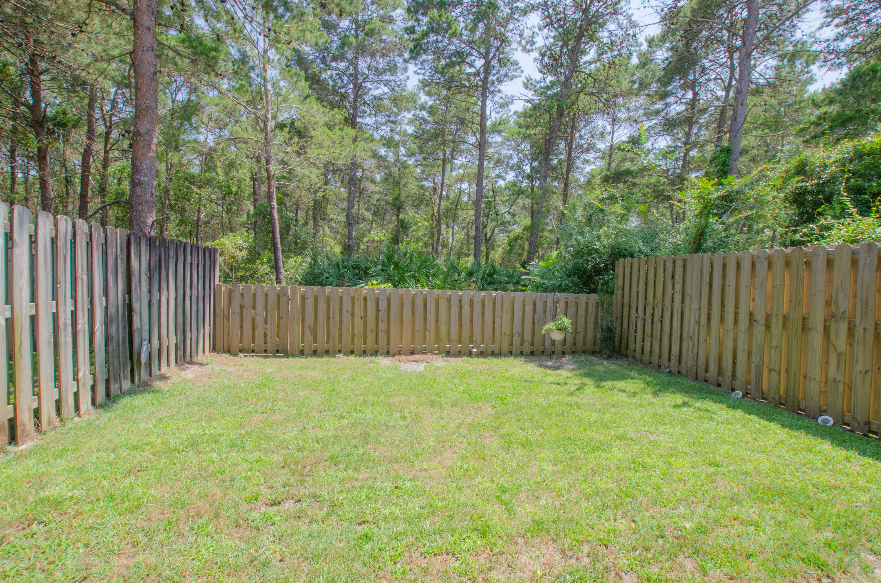 Escada B - Residential