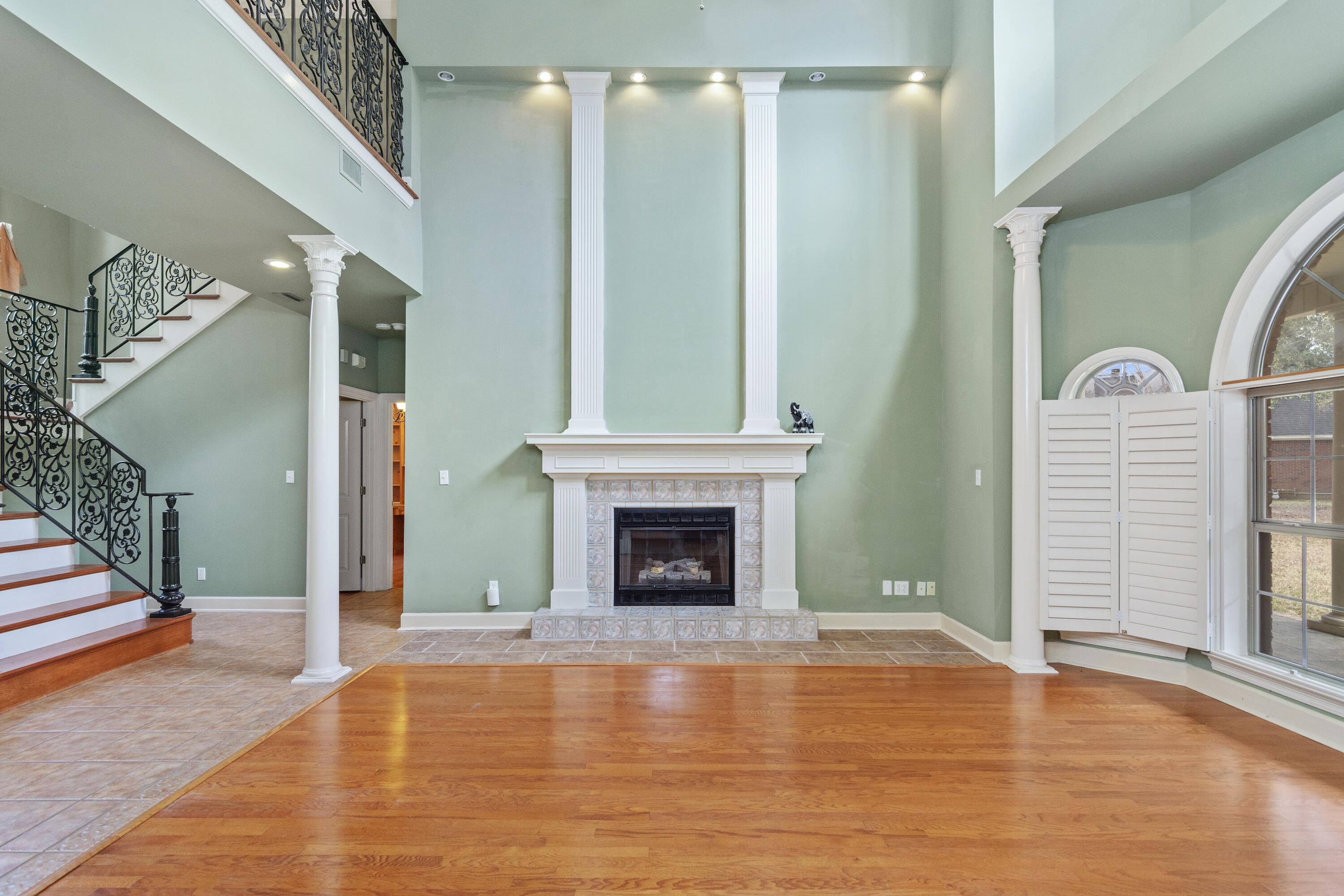 ASHLEY PLACE - Residential