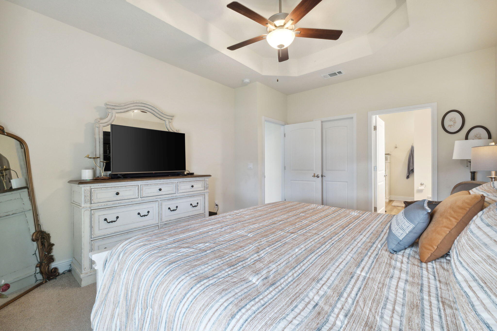 RIVERWALK PH I - Residential Lease