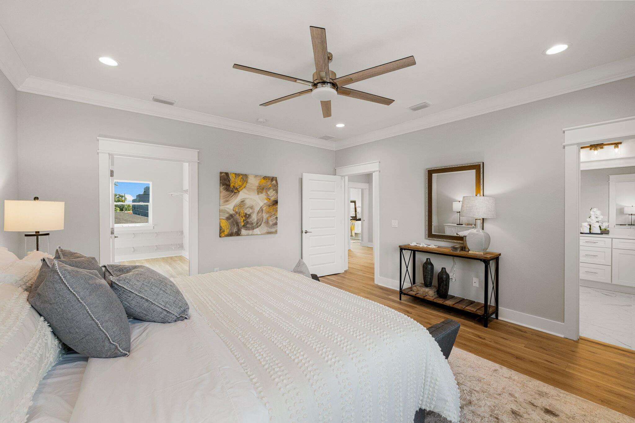 BAHAMA BEACH - Residential