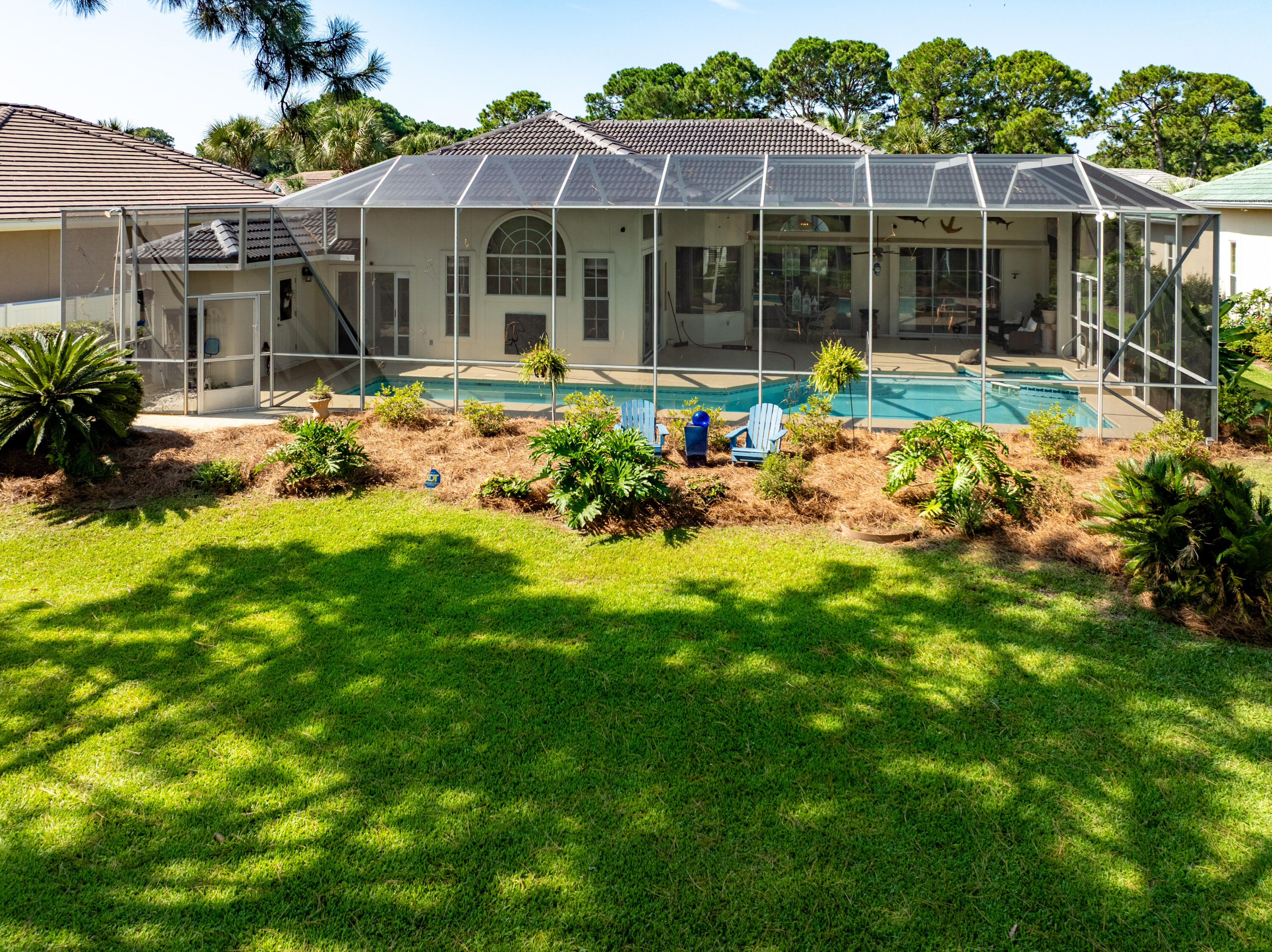 Emerald Bay - Residential