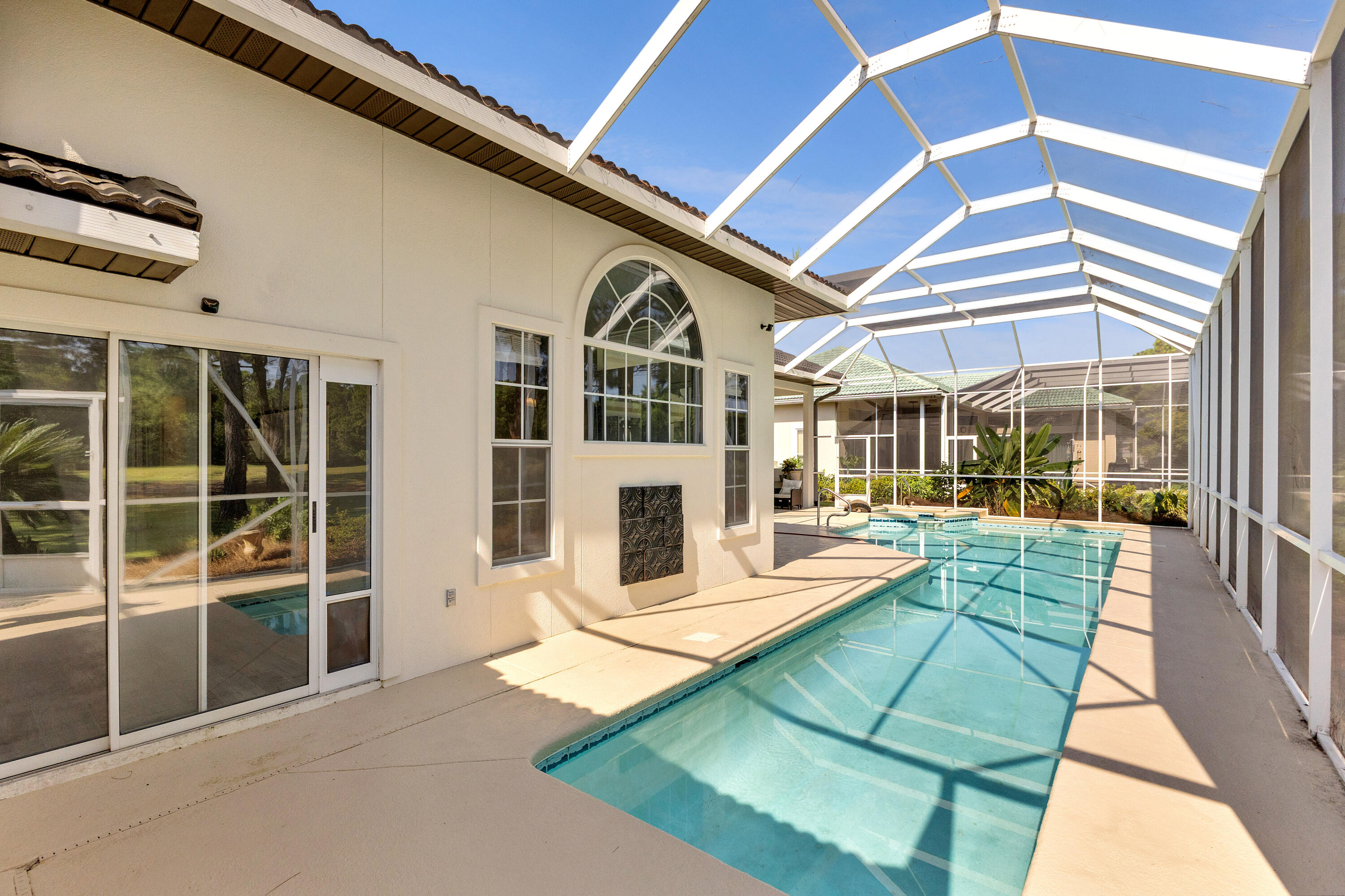 Emerald Bay - Residential