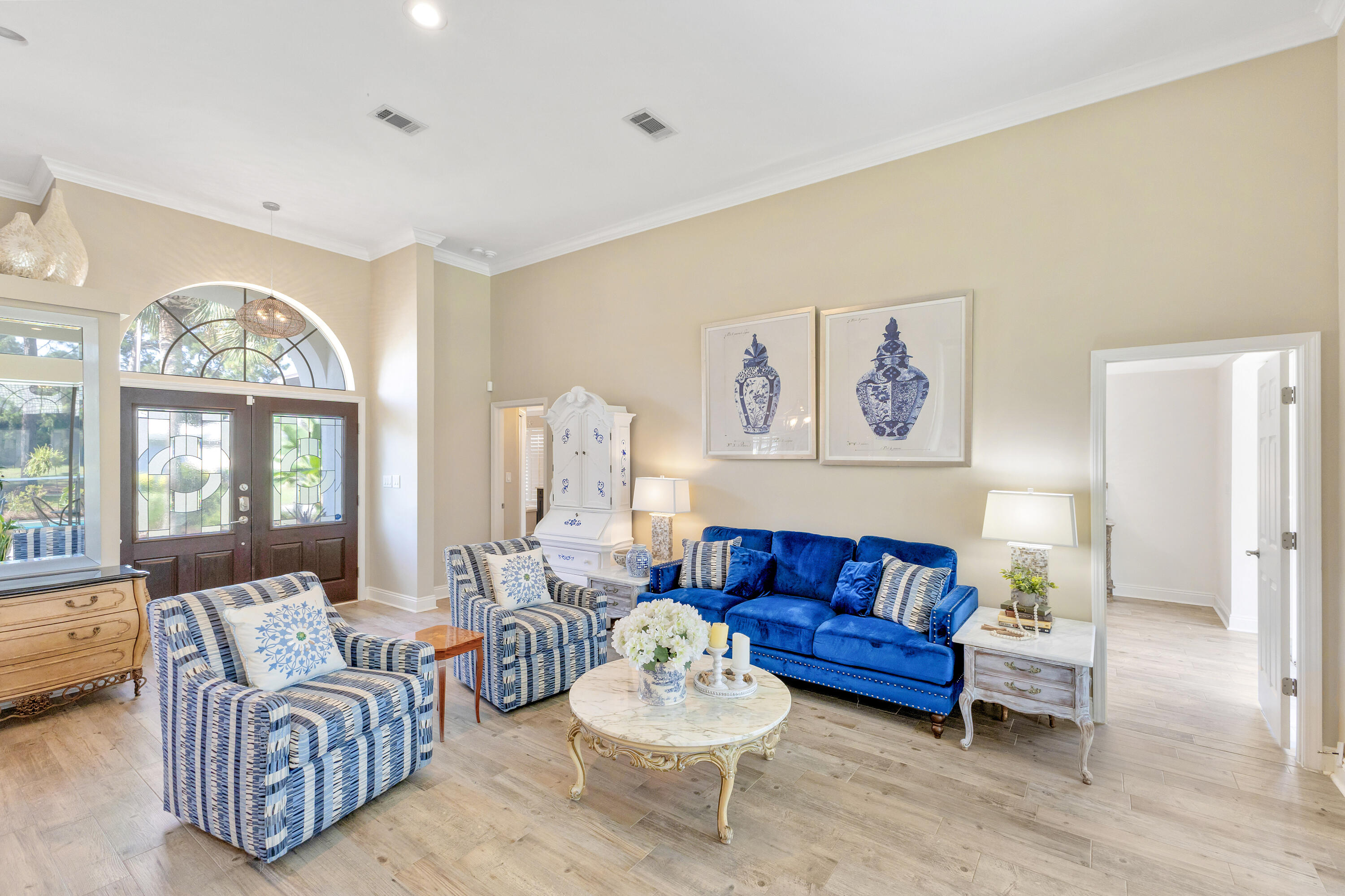 750 N Indigo Loop