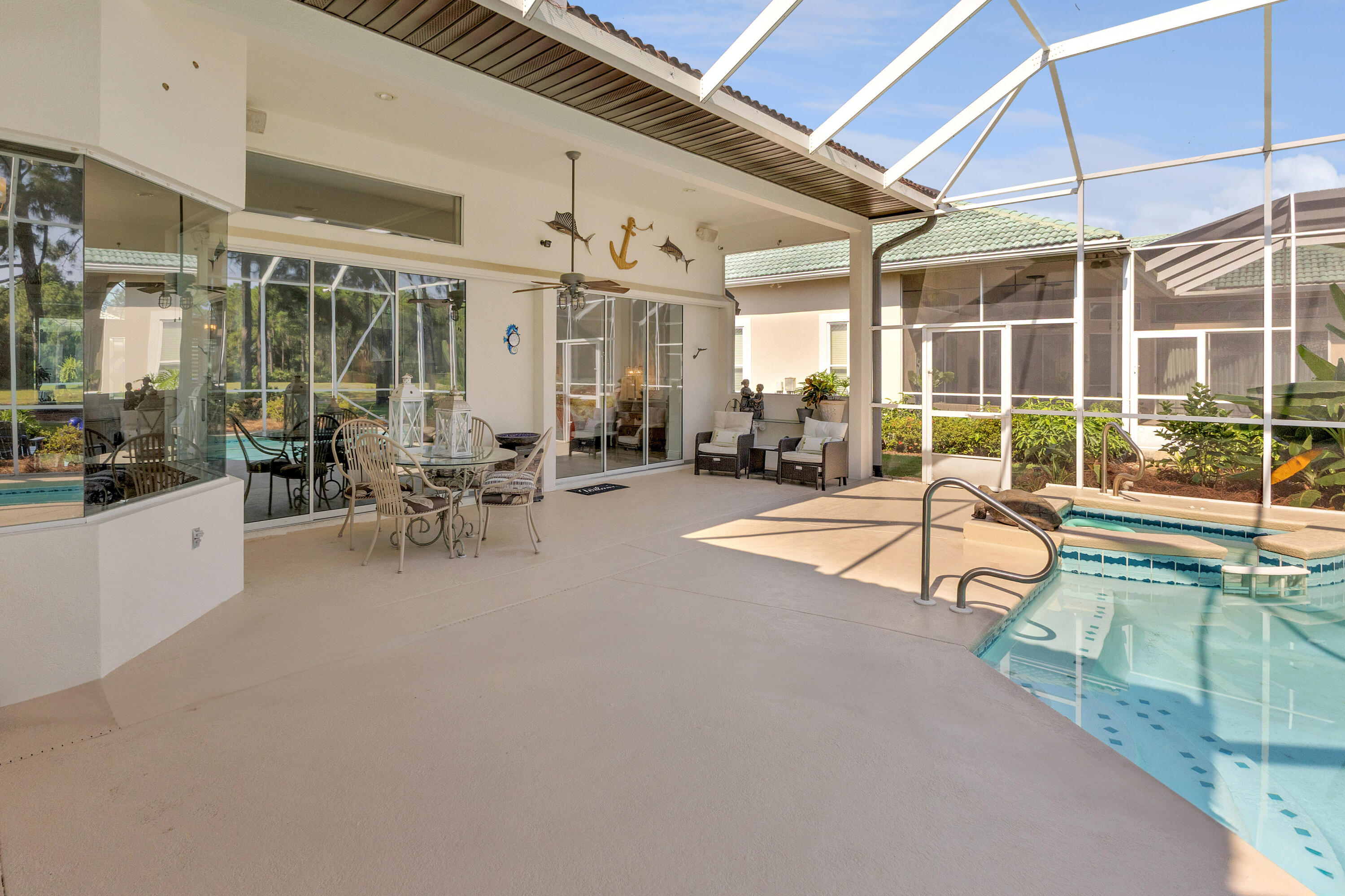 Emerald Bay - Residential