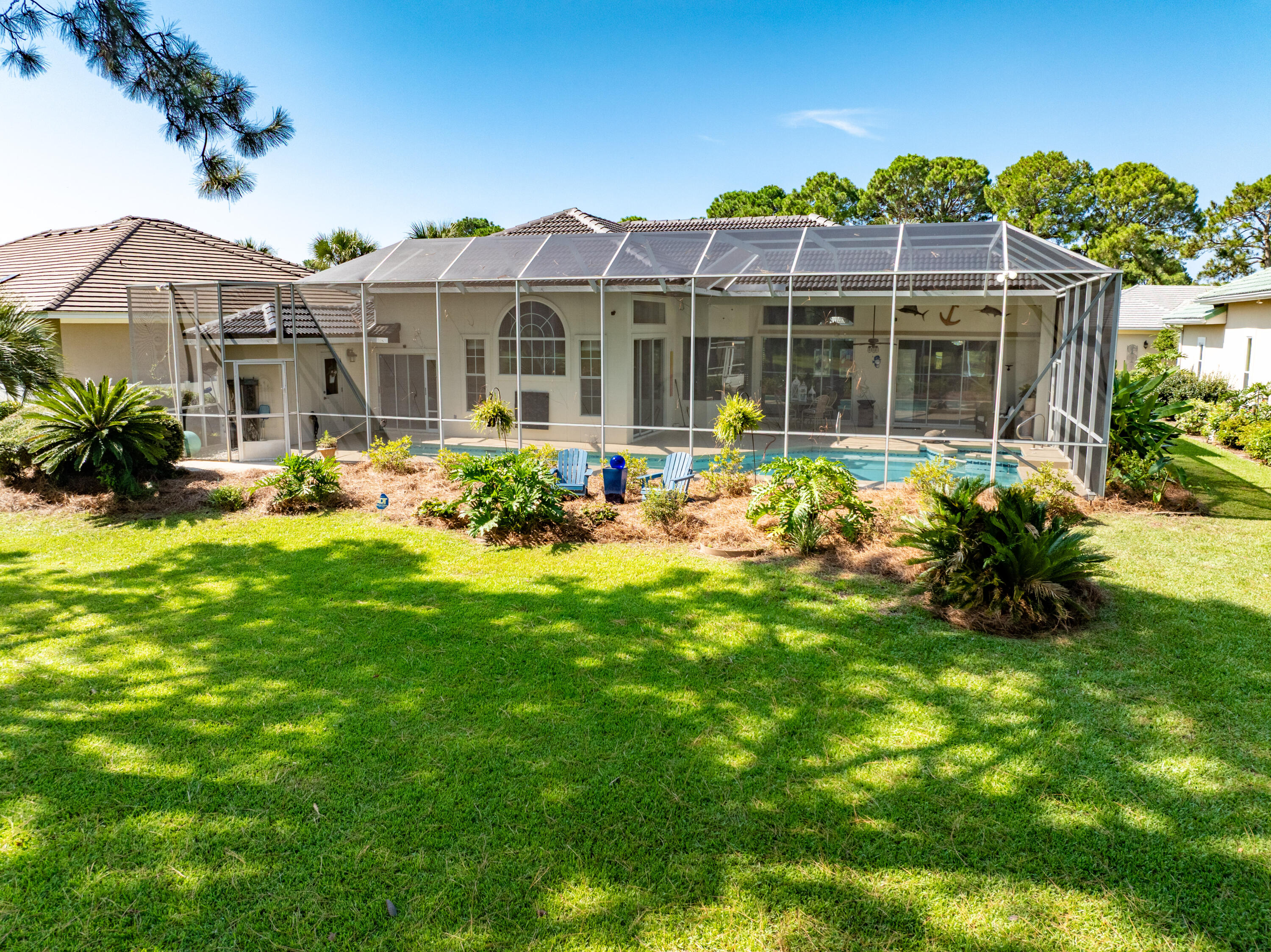Emerald Bay - Residential