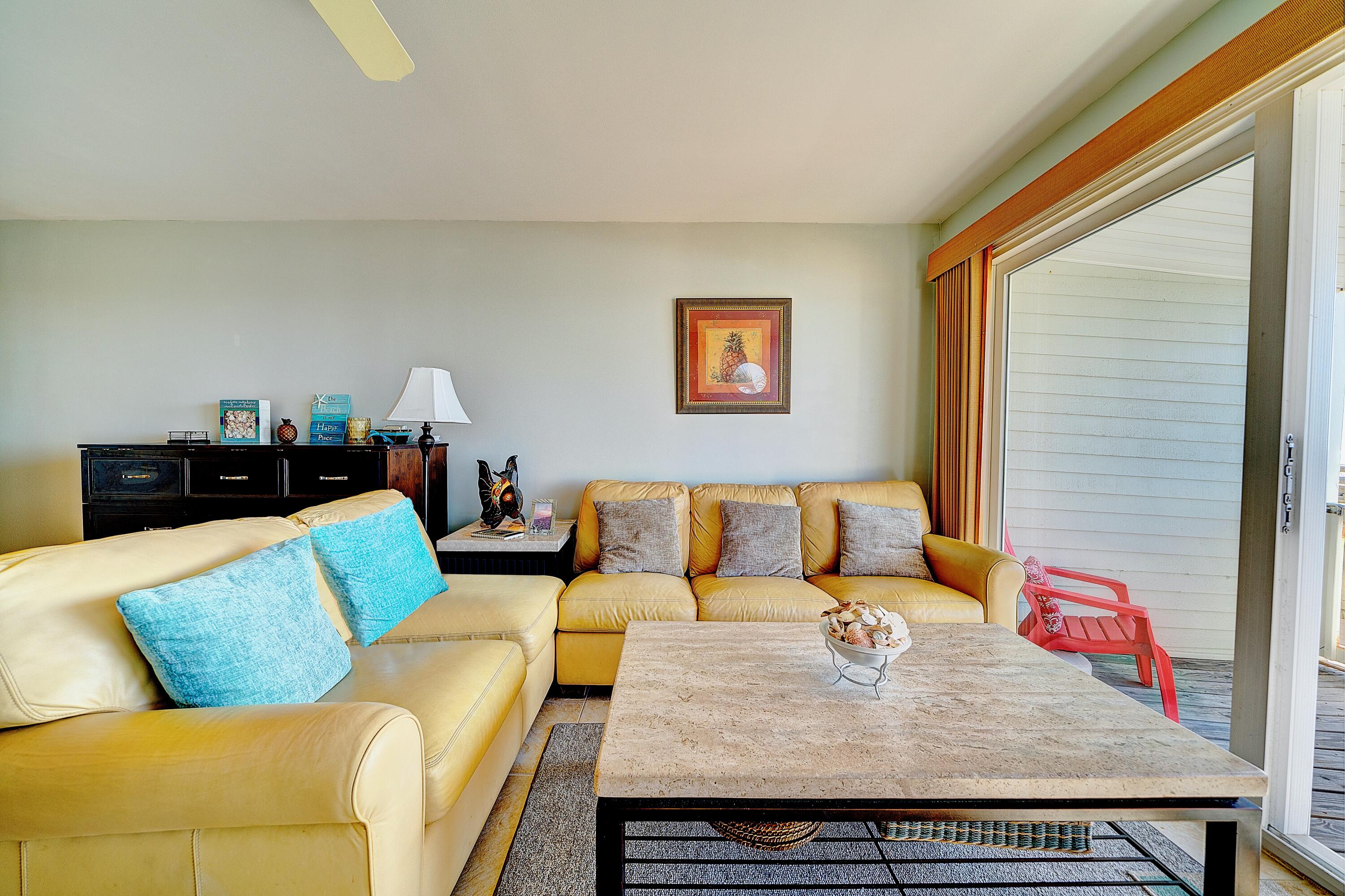 MISTRAL CONDO - Residential