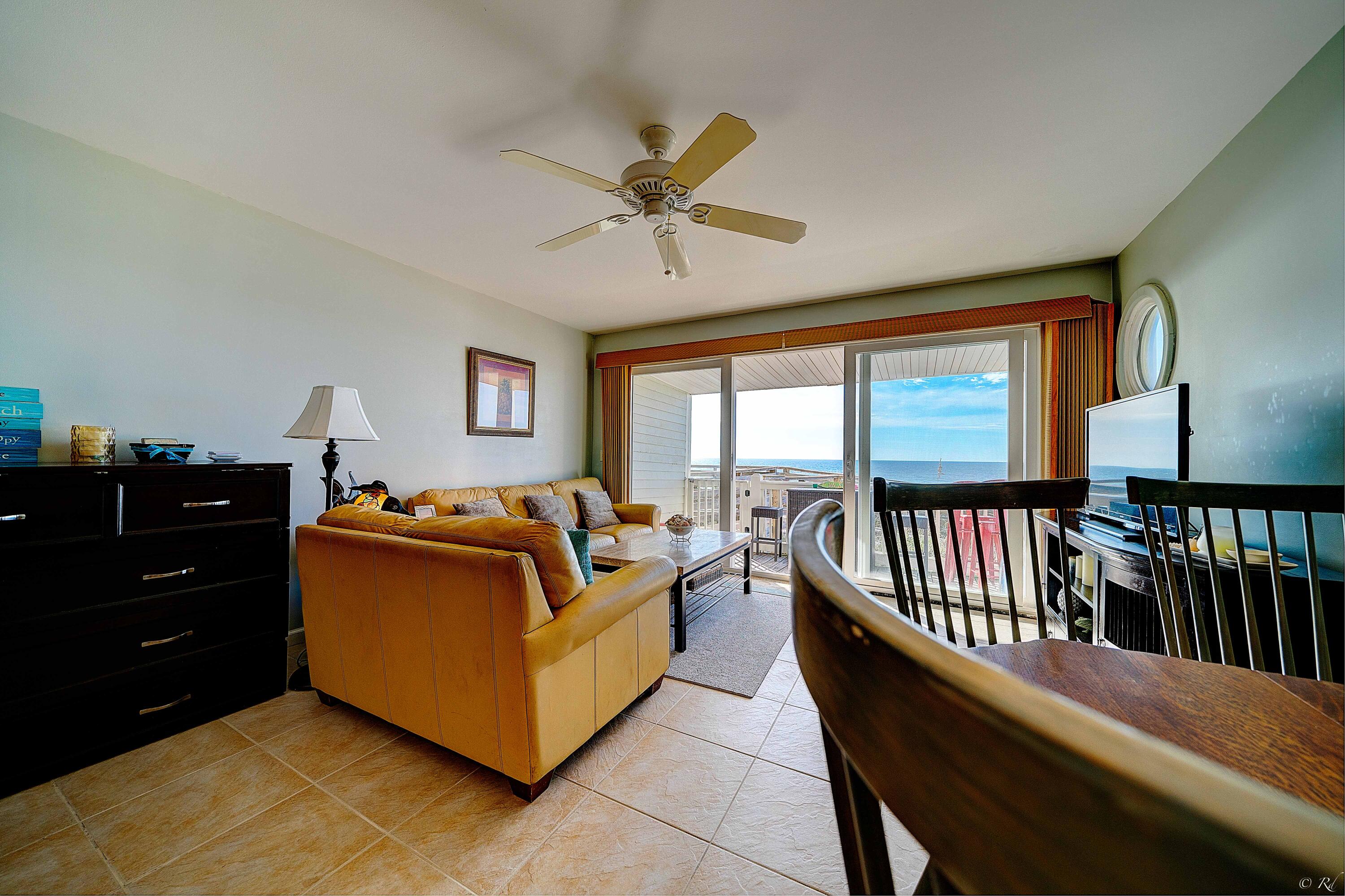 MISTRAL CONDO - Residential
