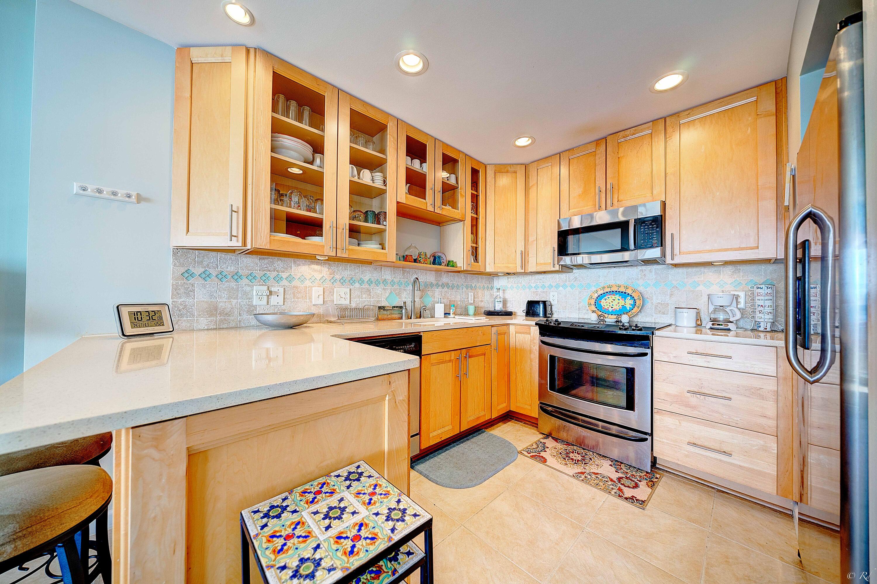 MISTRAL CONDO - Residential