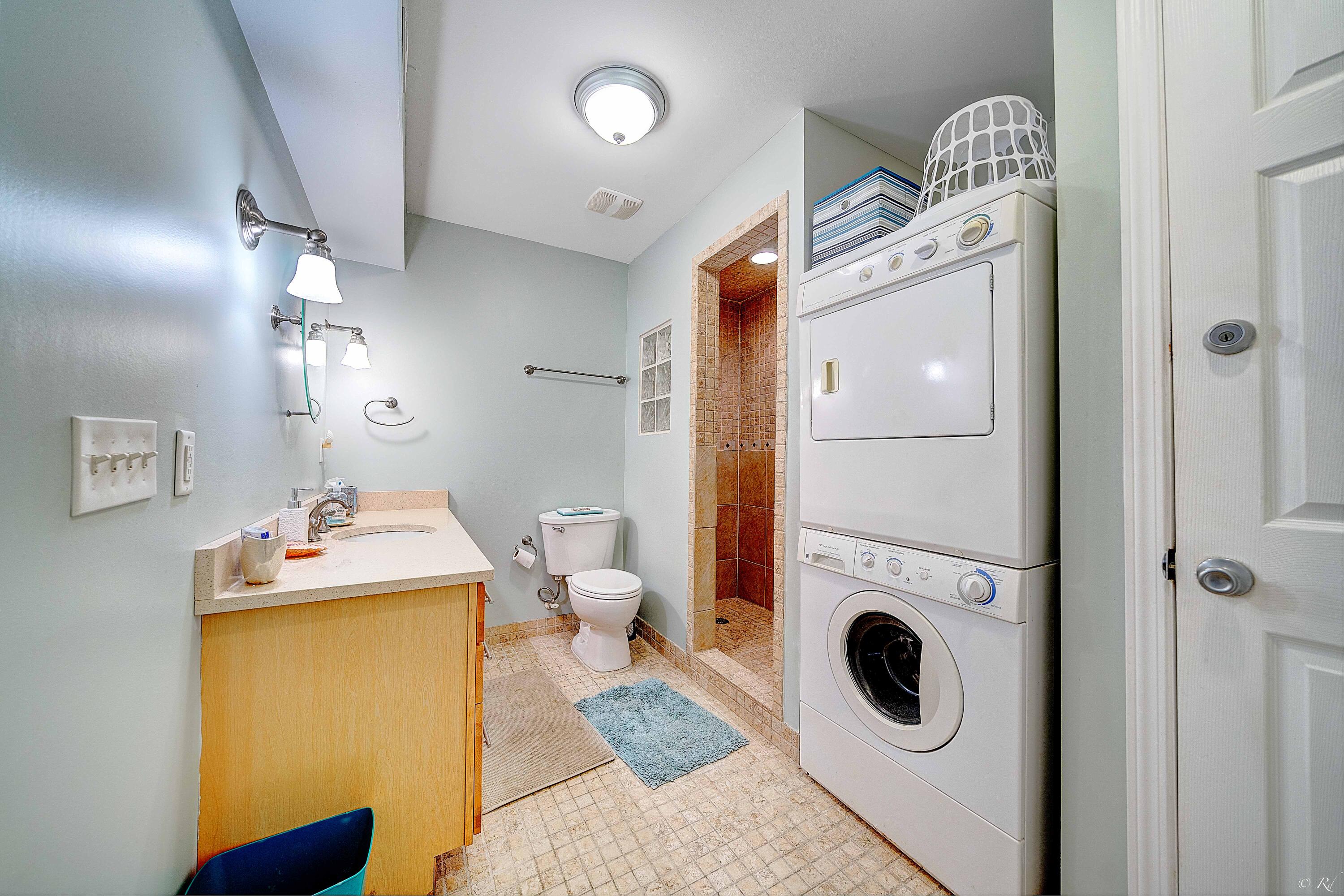 MISTRAL CONDO - Residential