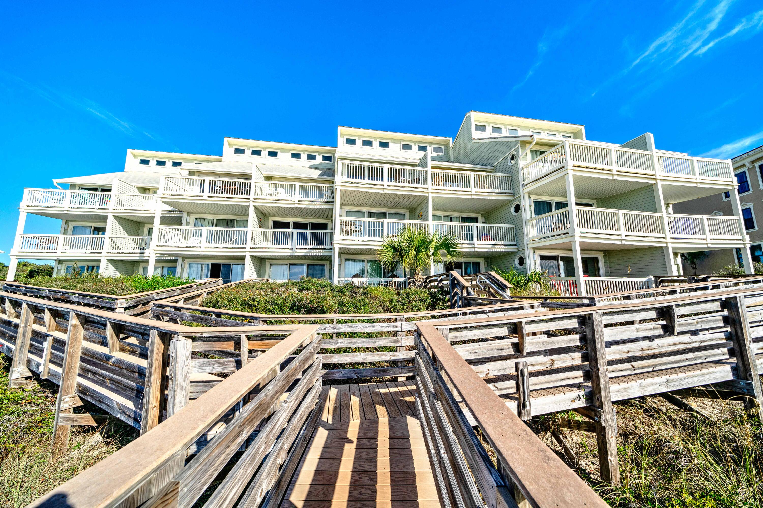 MISTRAL CONDO - Residential