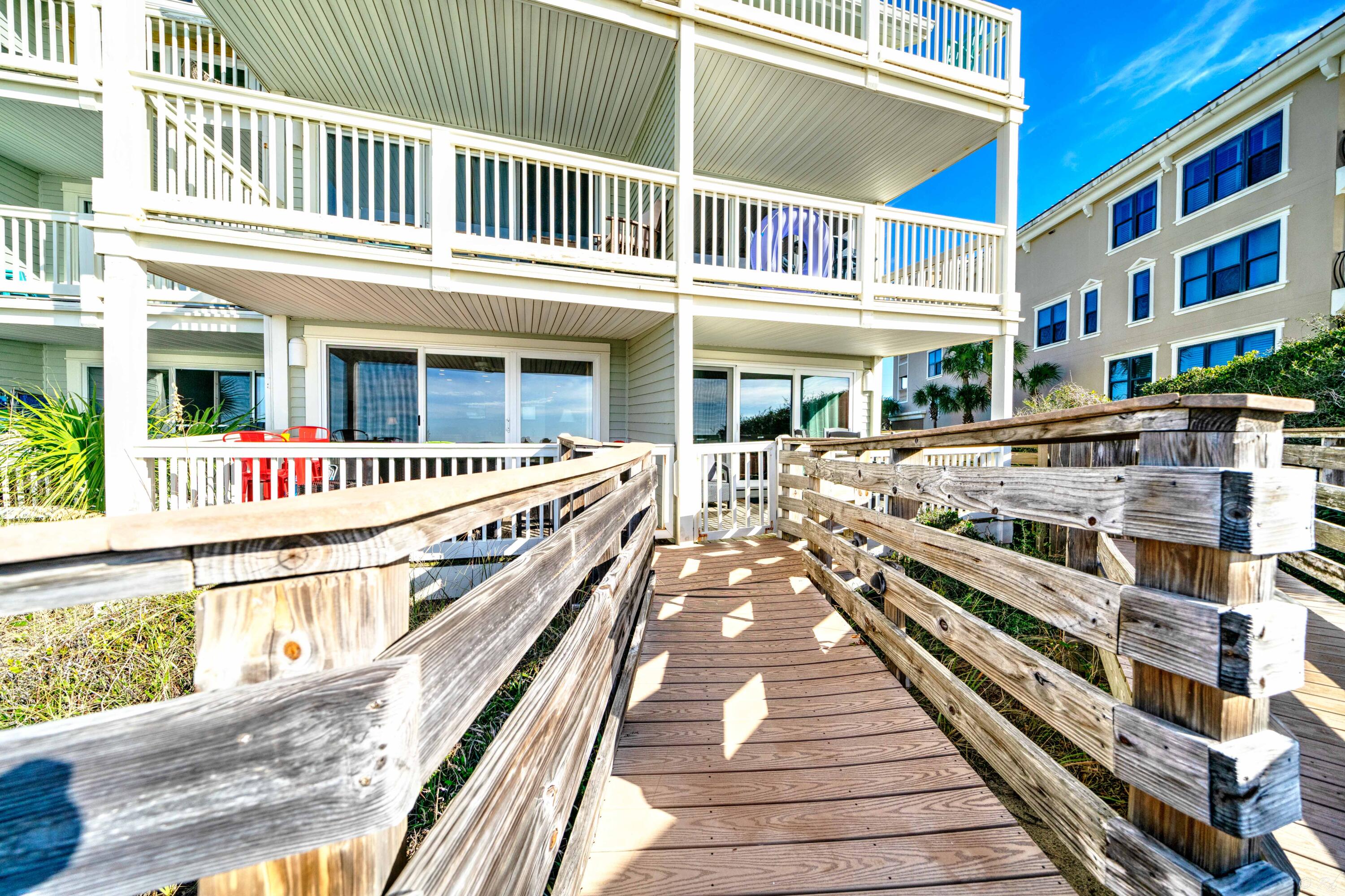 MISTRAL CONDO - Residential