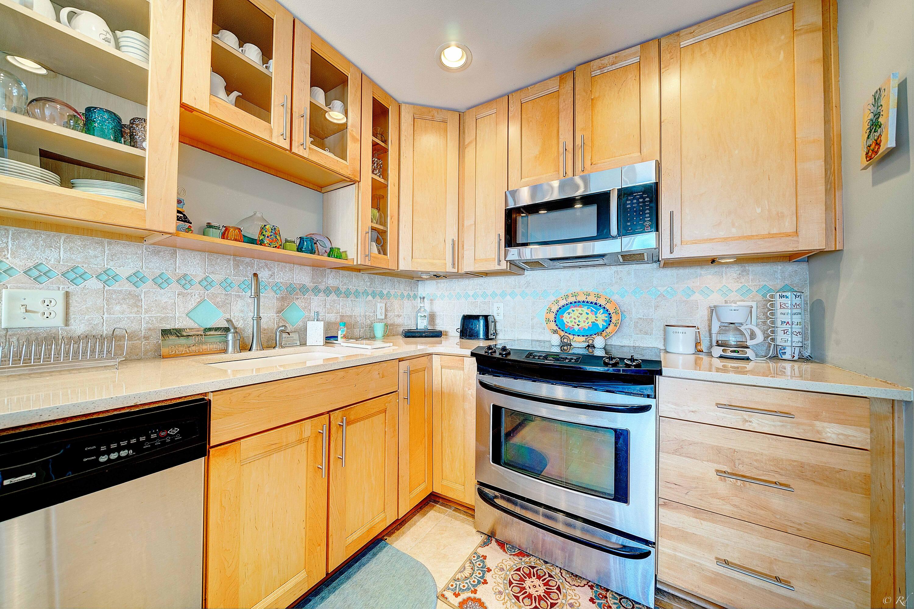 MISTRAL CONDO - Residential