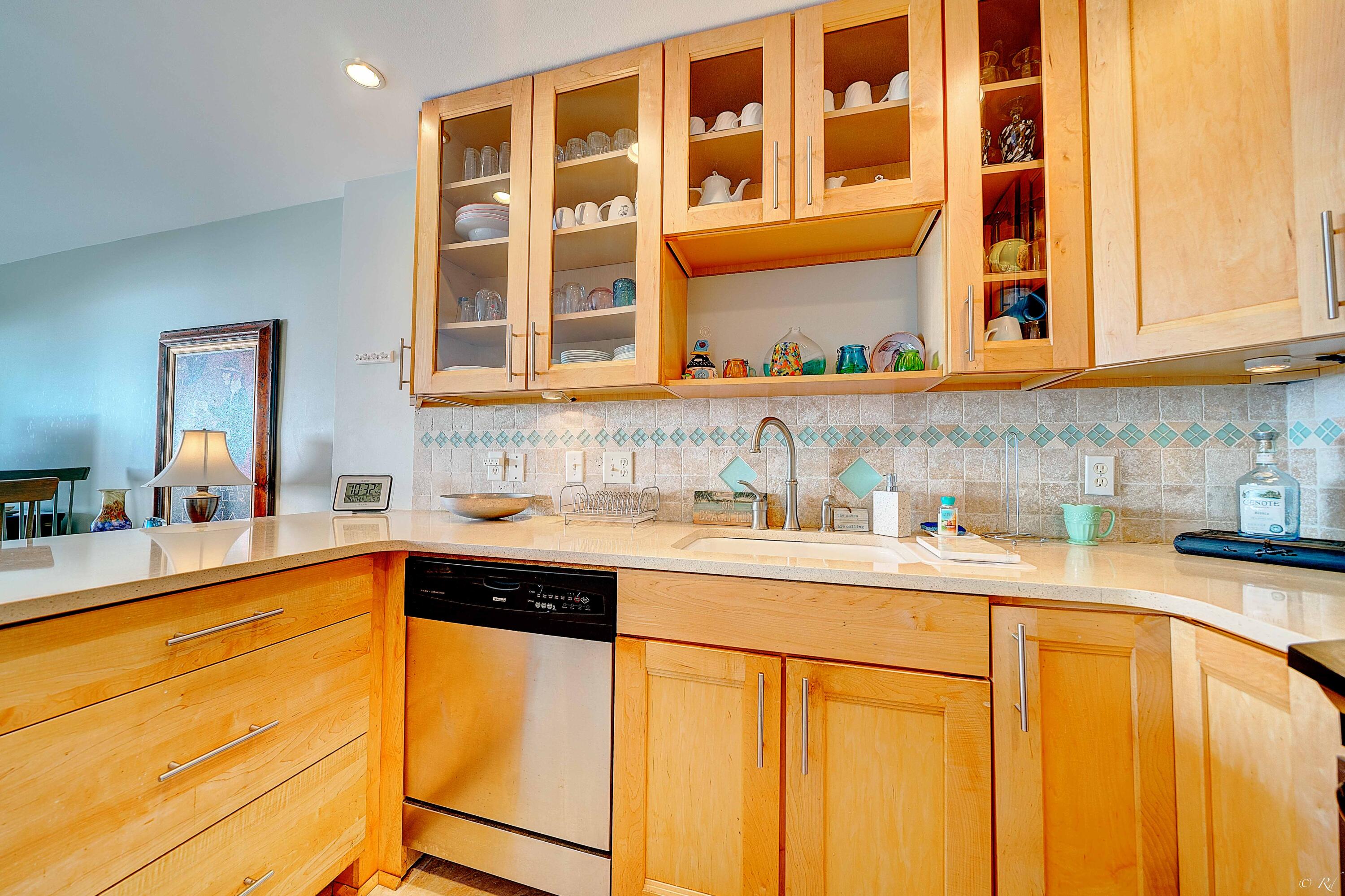 MISTRAL CONDO - Residential