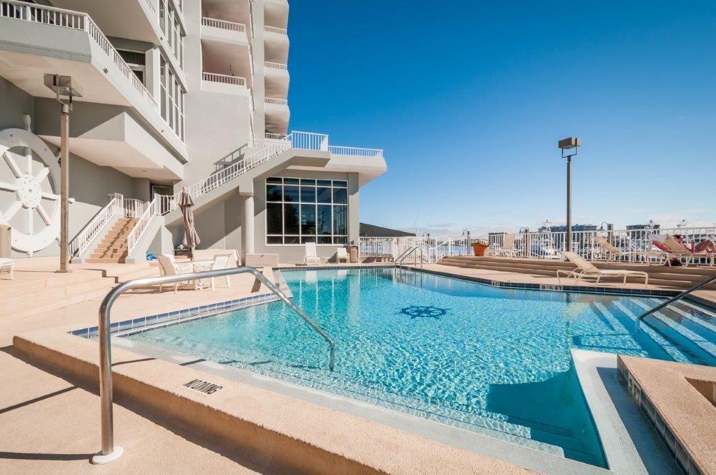 DESTIN YACHT CLUB - Residential