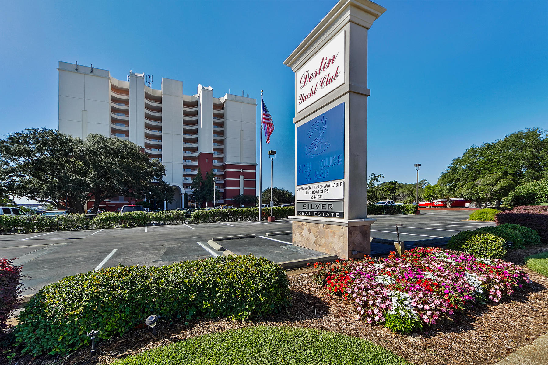 DESTIN YACHT CLUB - Residential