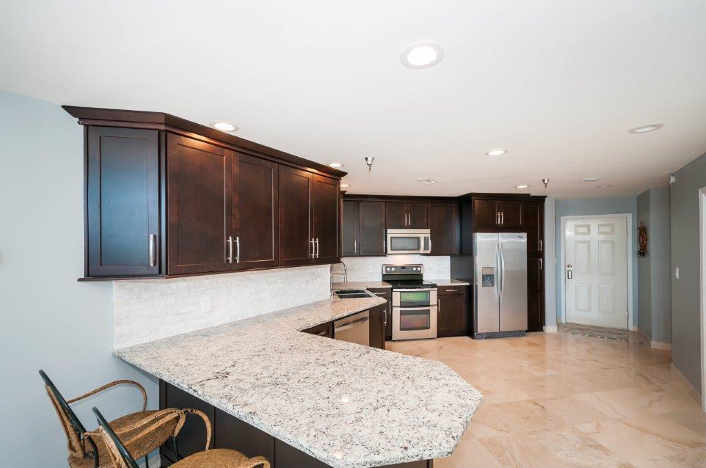 DESTIN YACHT CLUB - Residential