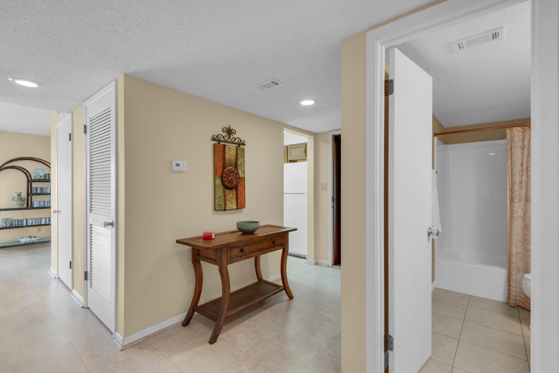 SEASCAPE CONDO GARDEN VILLA - Residential