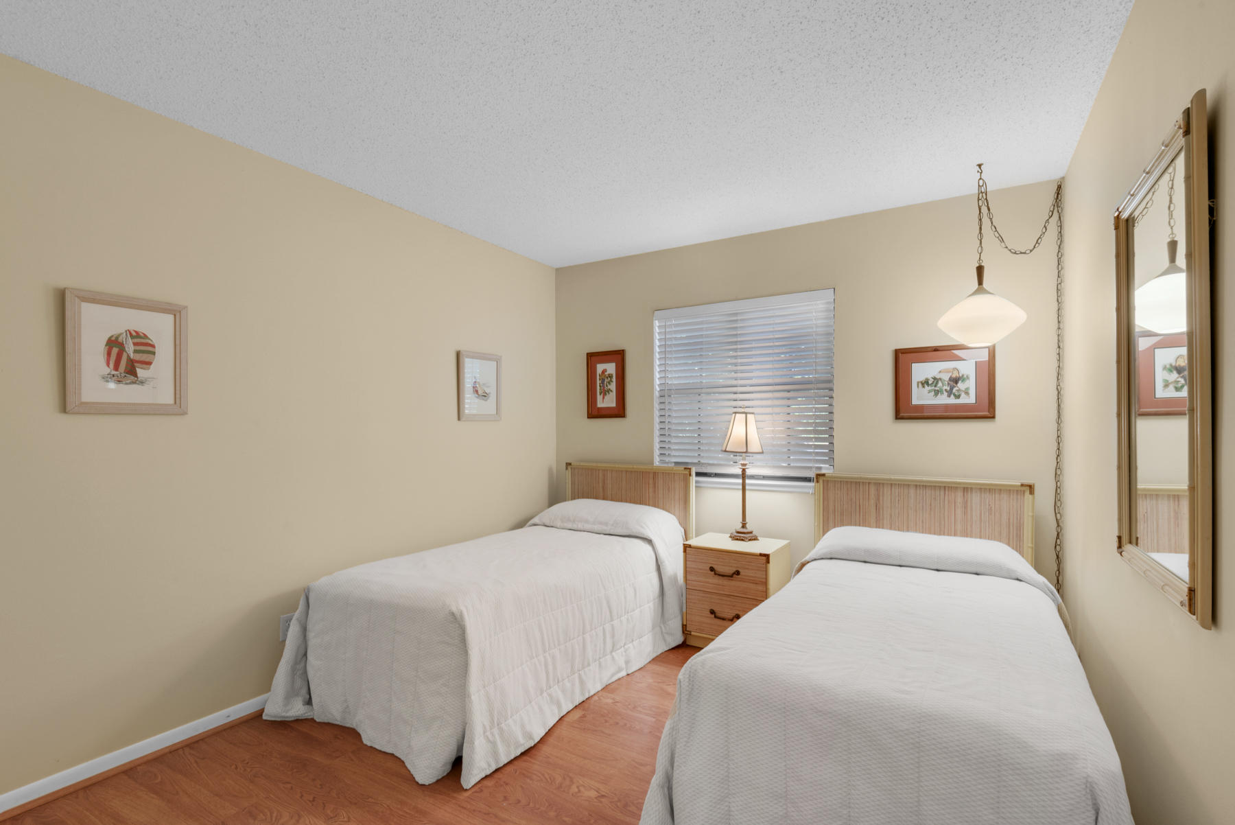 SEASCAPE CONDO GARDEN VILLA - Residential