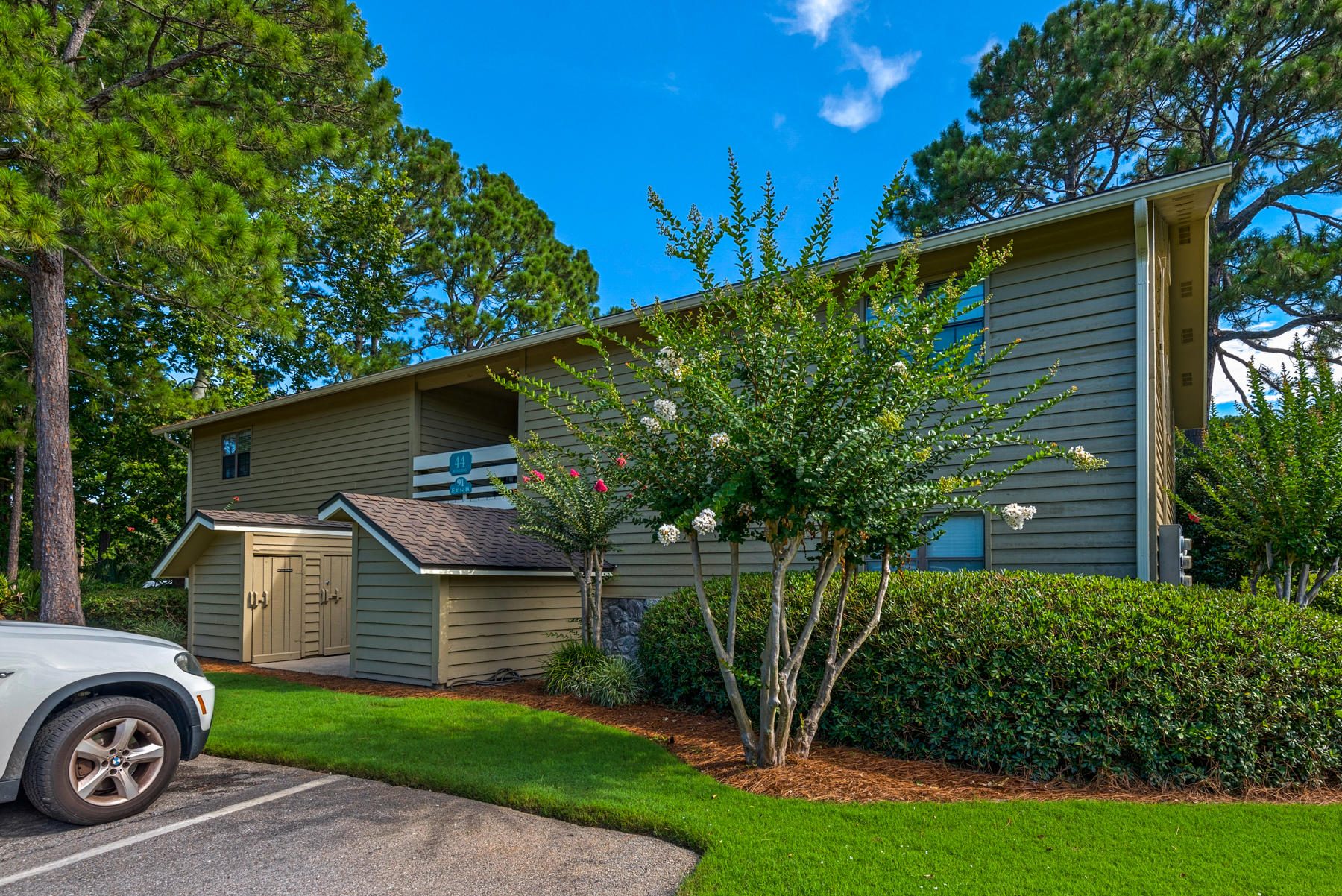 SEASCAPE CONDO GARDEN VILLA - Residential