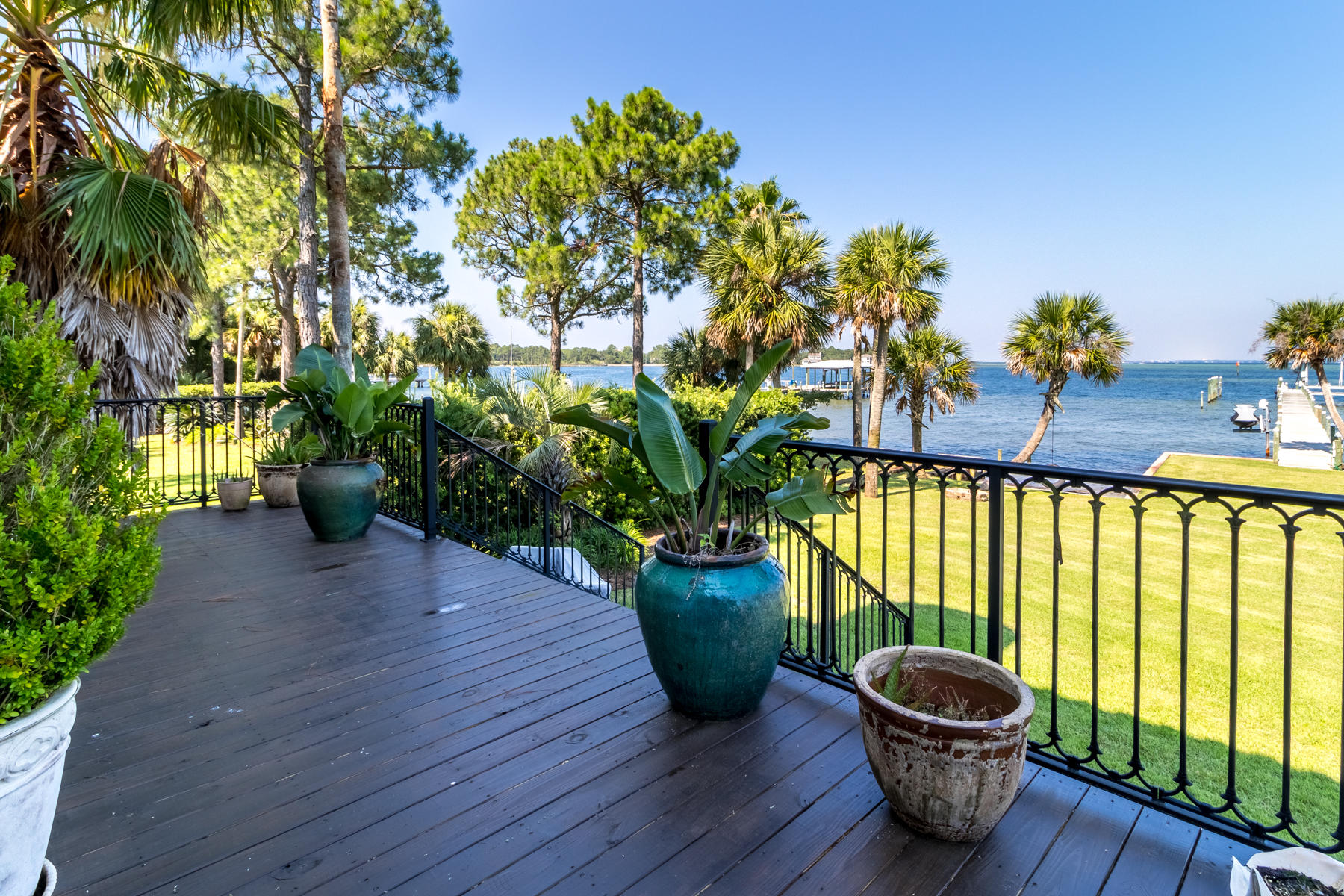 Cobbs Point - Residential