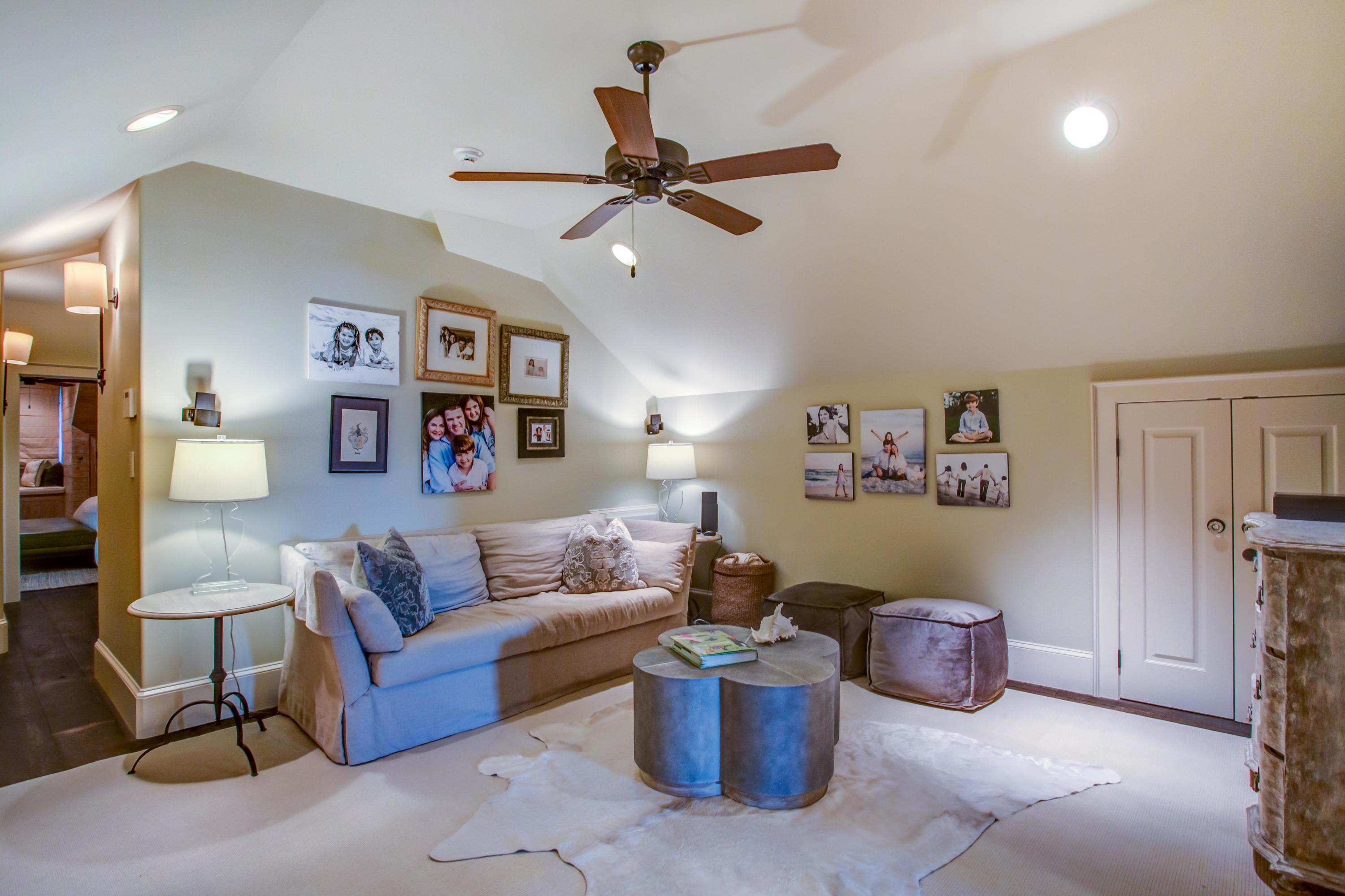 Cobbs Point - Residential