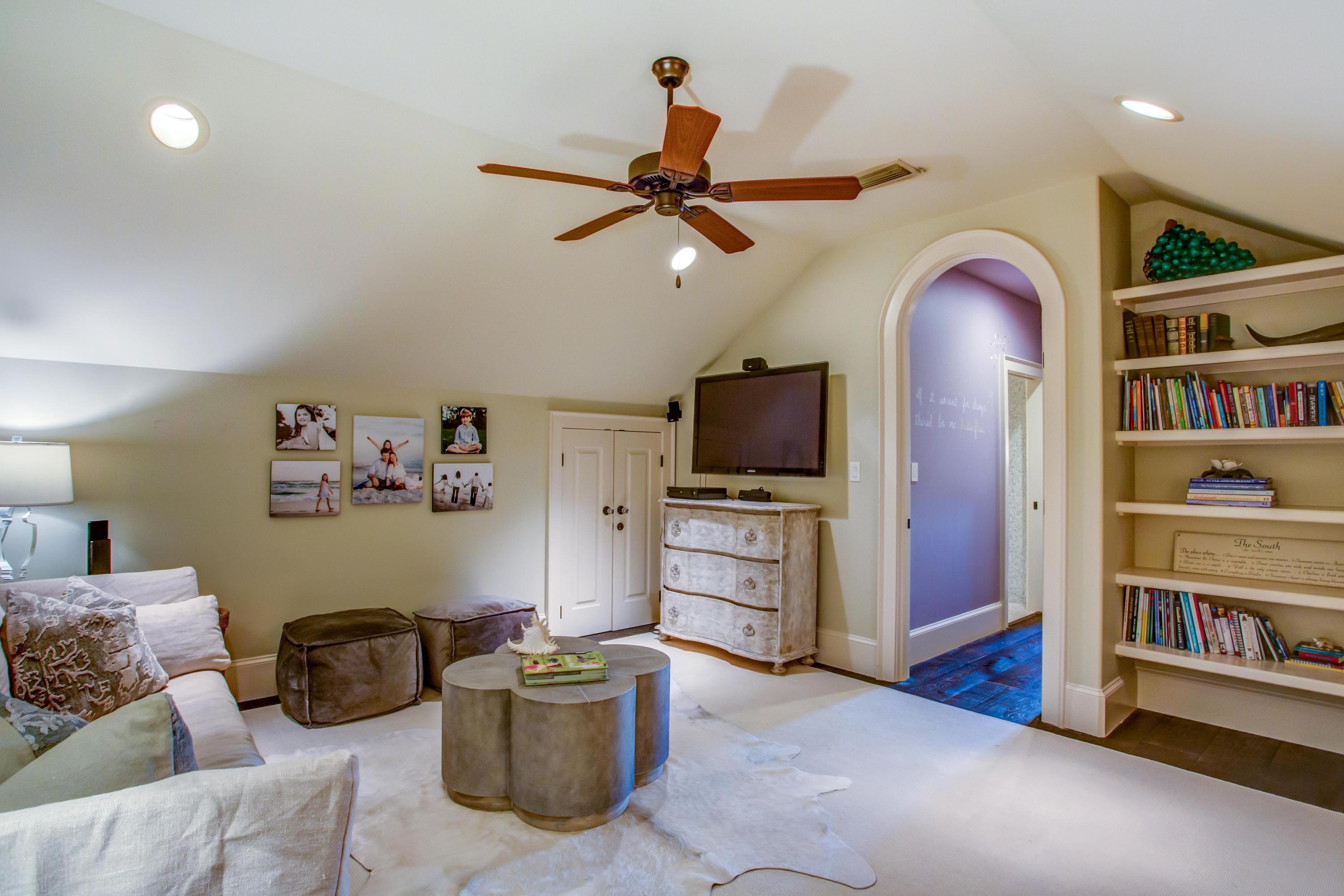 Cobbs Point - Residential