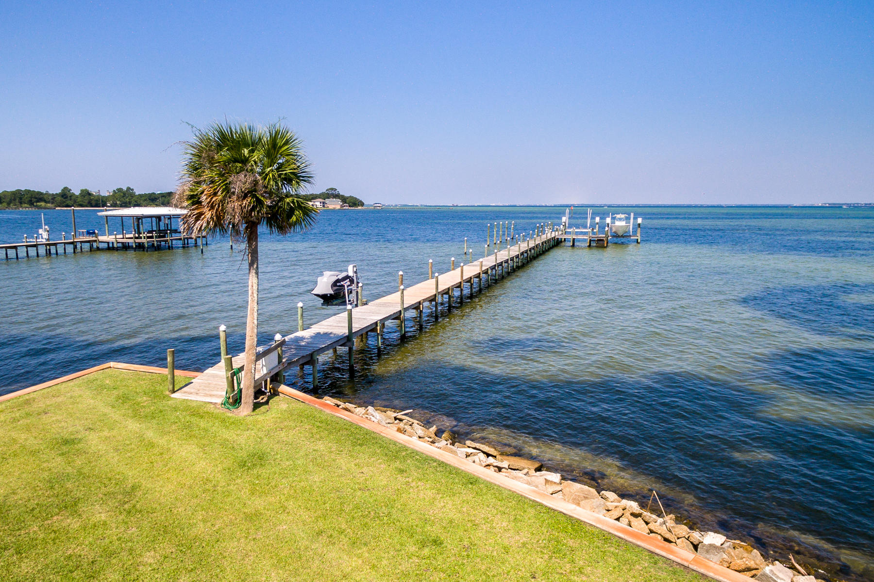 Cobbs Point - Residential