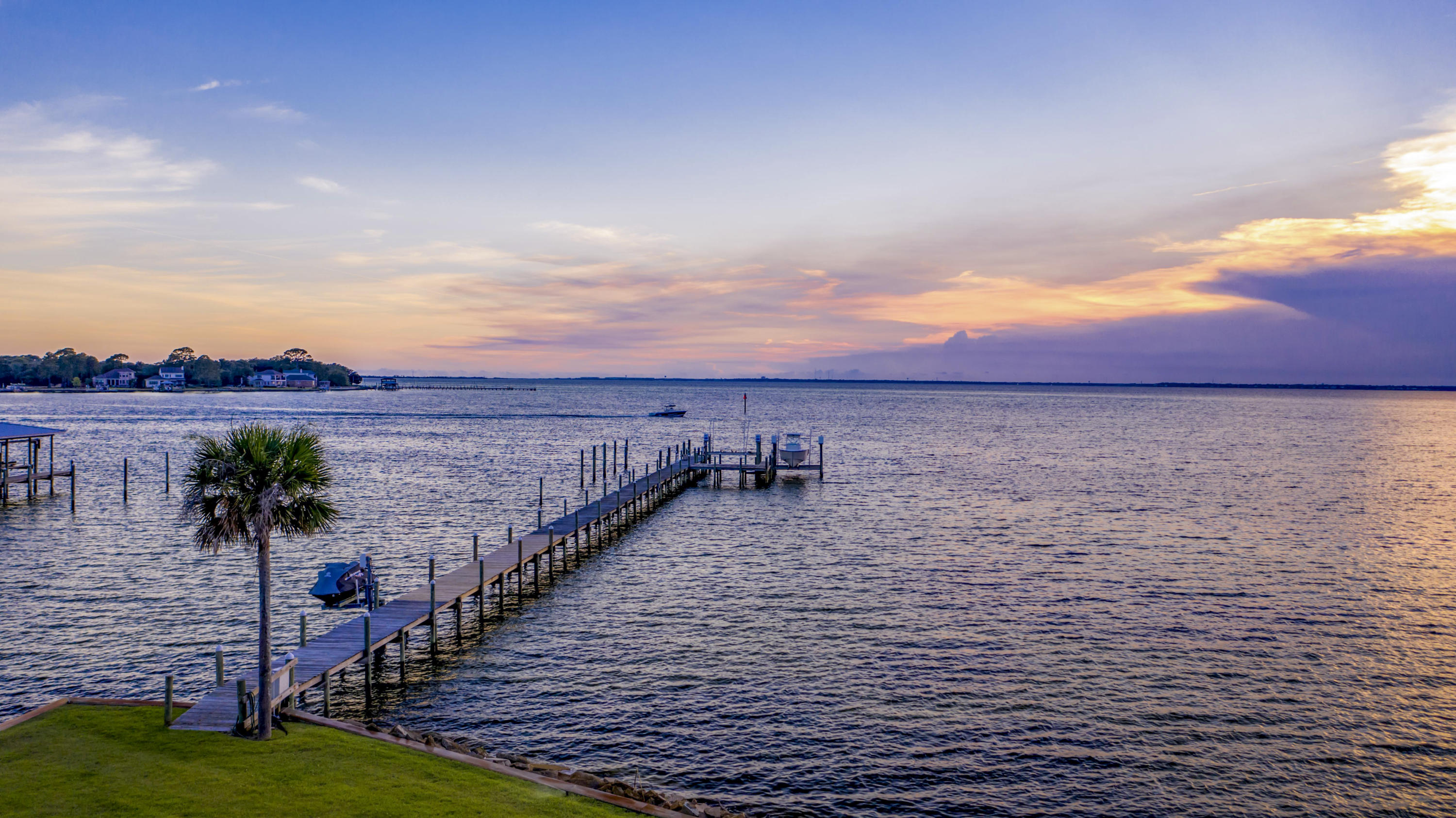 Cobbs Point - Residential
