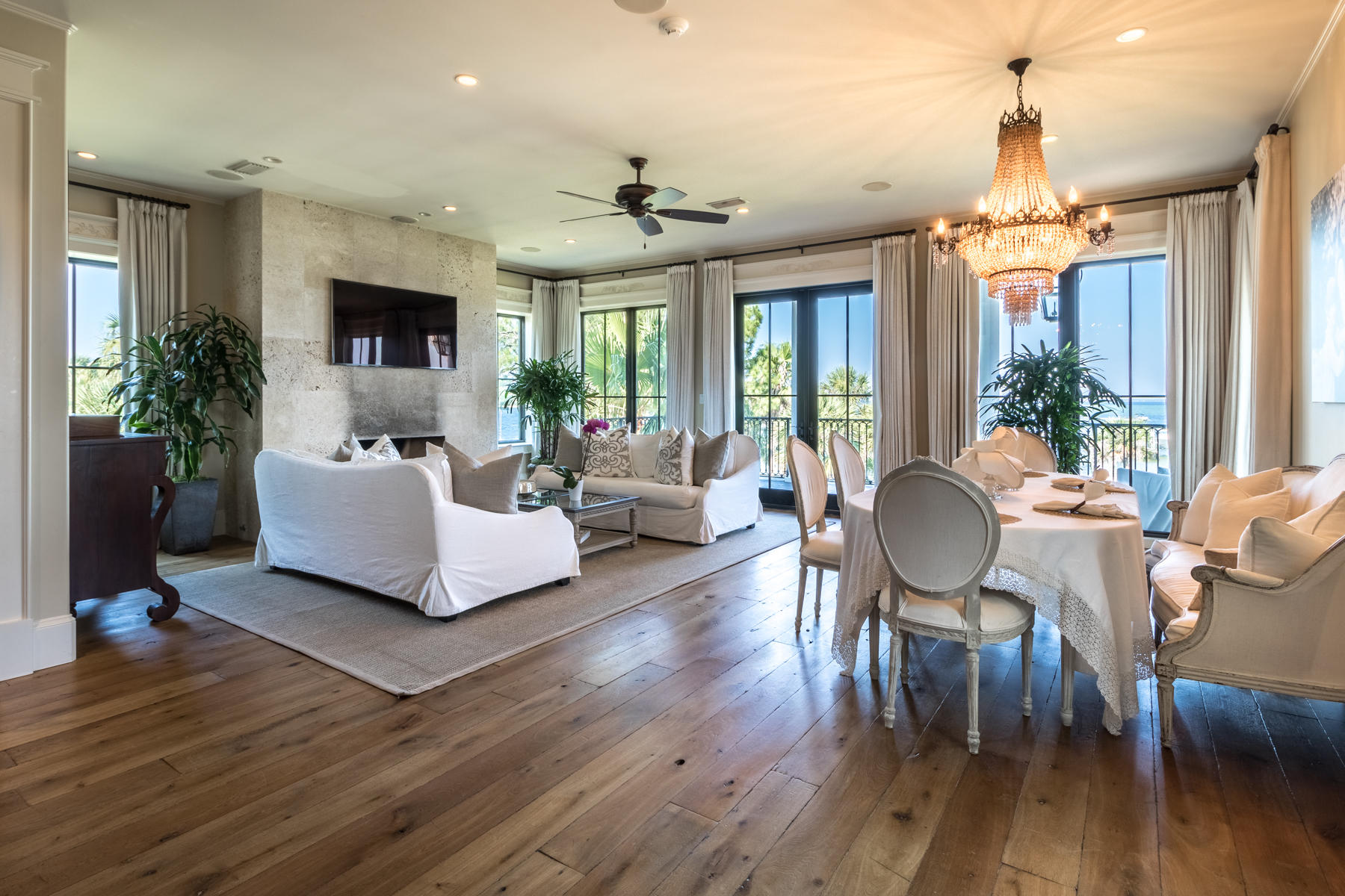 Cobbs Point - Residential