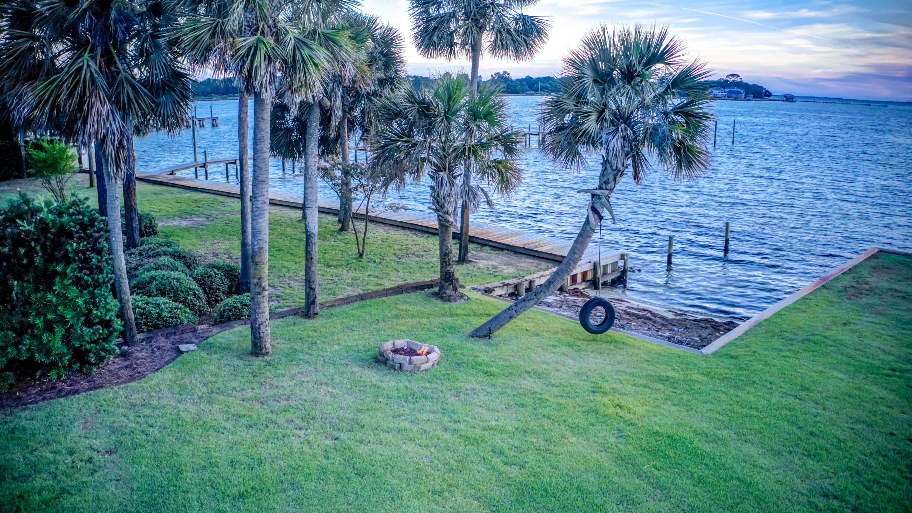 Cobbs Point - Residential