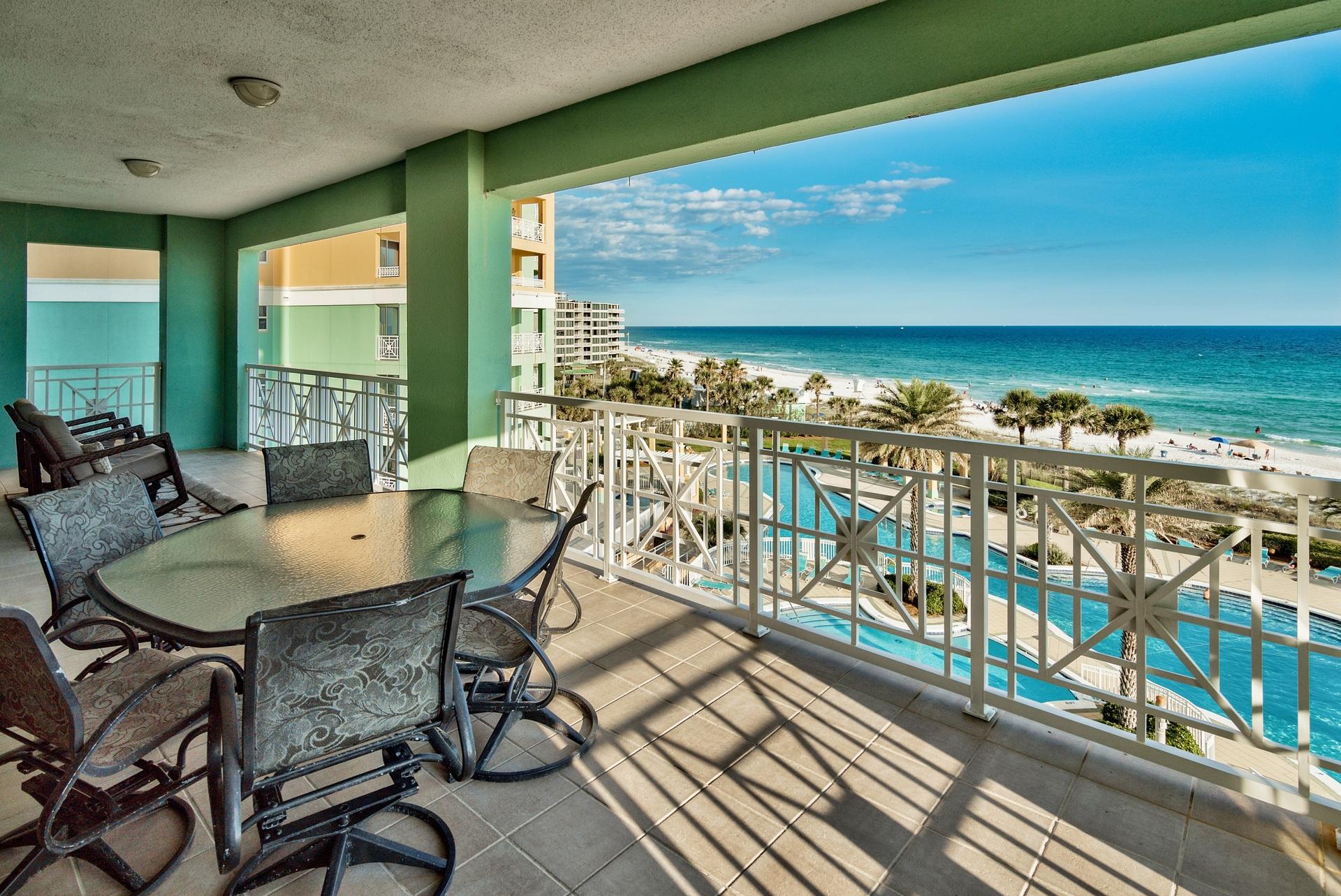 En Soleil Condo - Residential