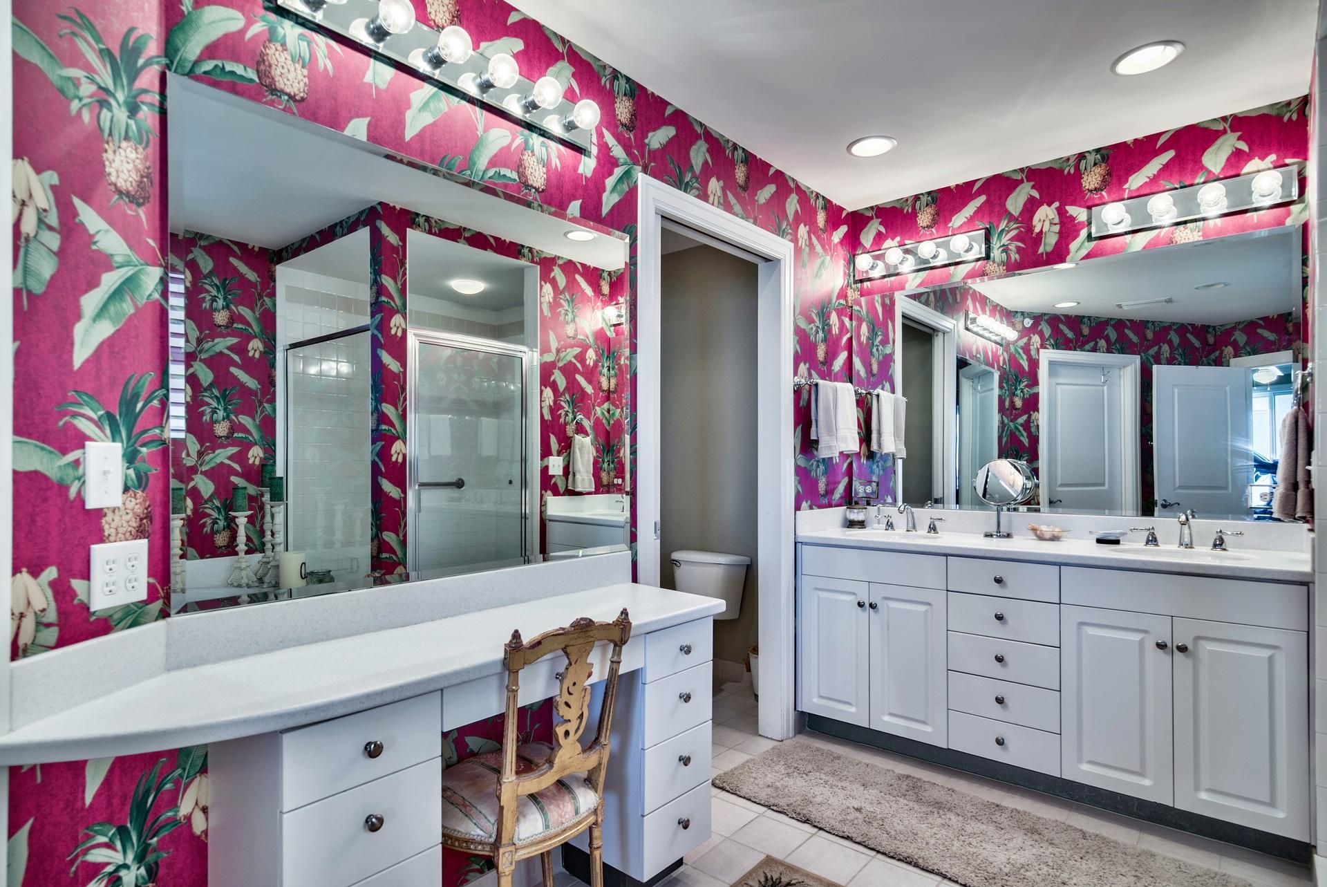 En Soleil Condo - Residential