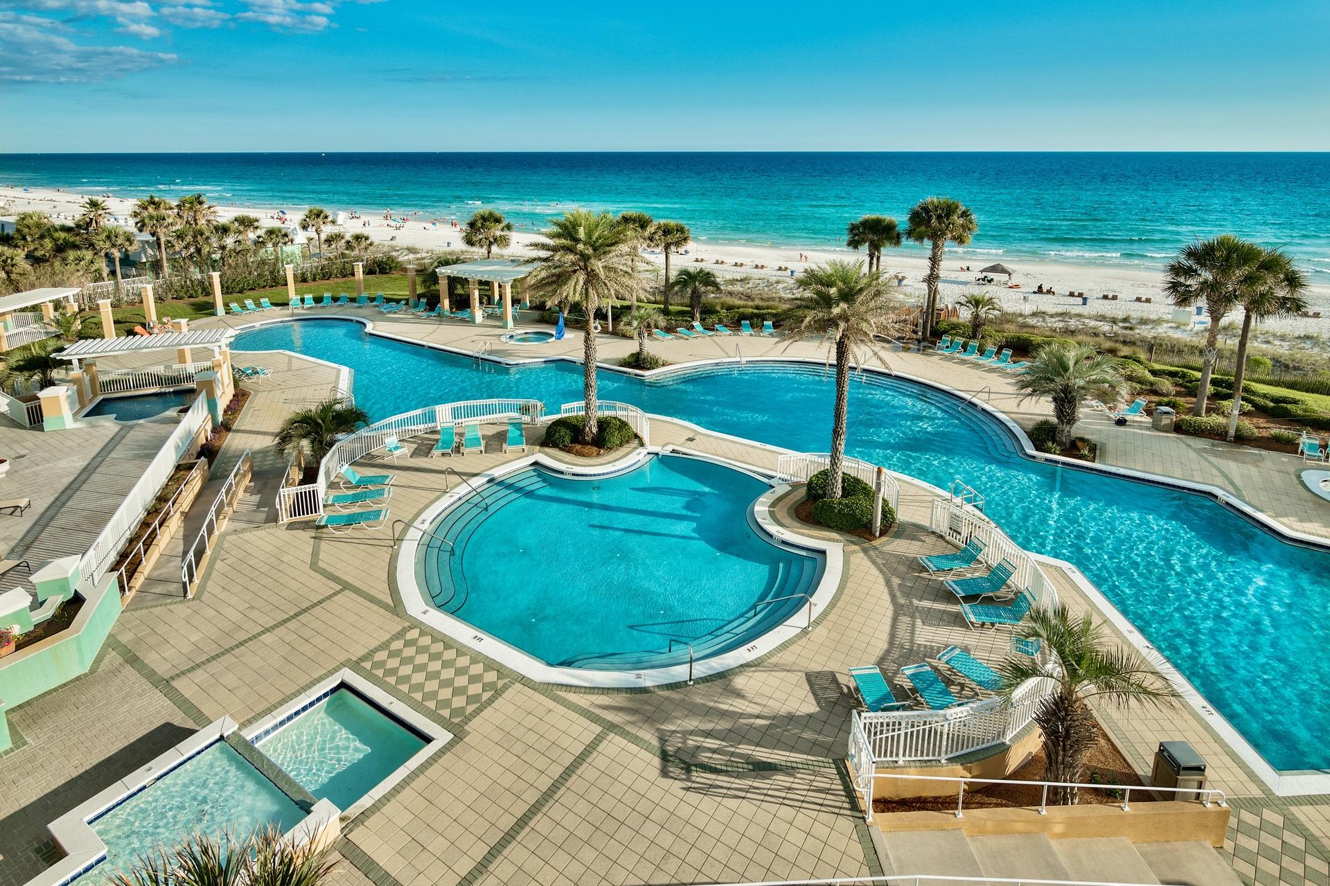 En Soleil Condo - Residential