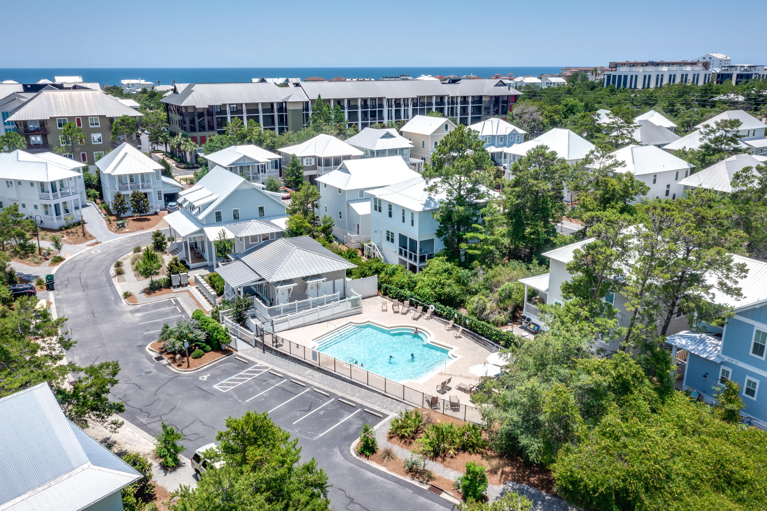 LAKESIDE AT BLUE MOUNTAIN BEACH - Residential