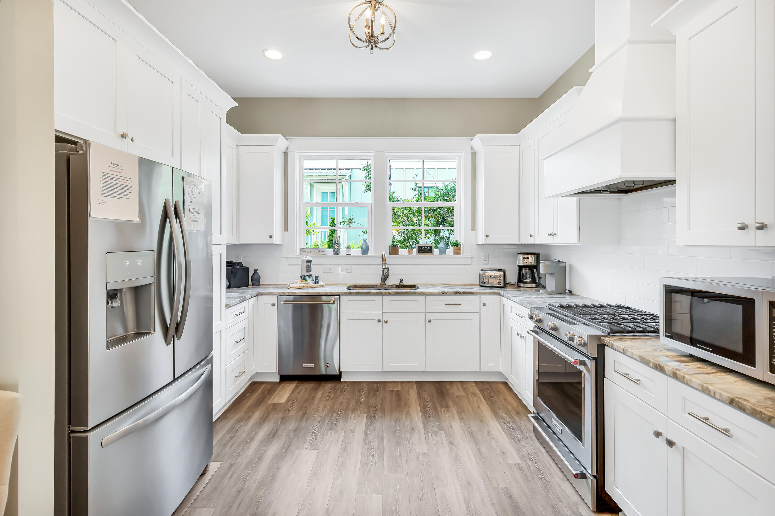 LAKESIDE AT BLUE MOUNTAIN BEACH - Residential