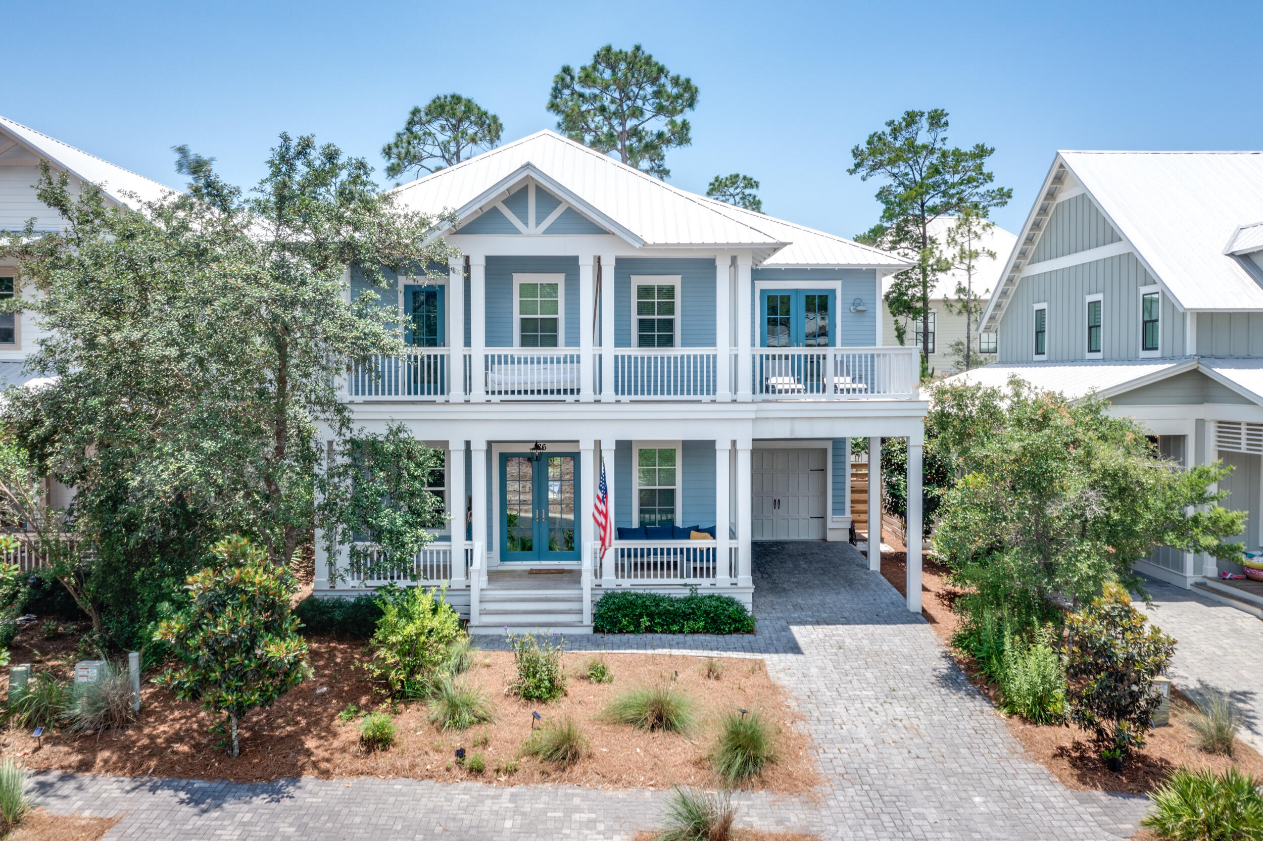 LAKESIDE AT BLUE MOUNTAIN BEACH - Residential