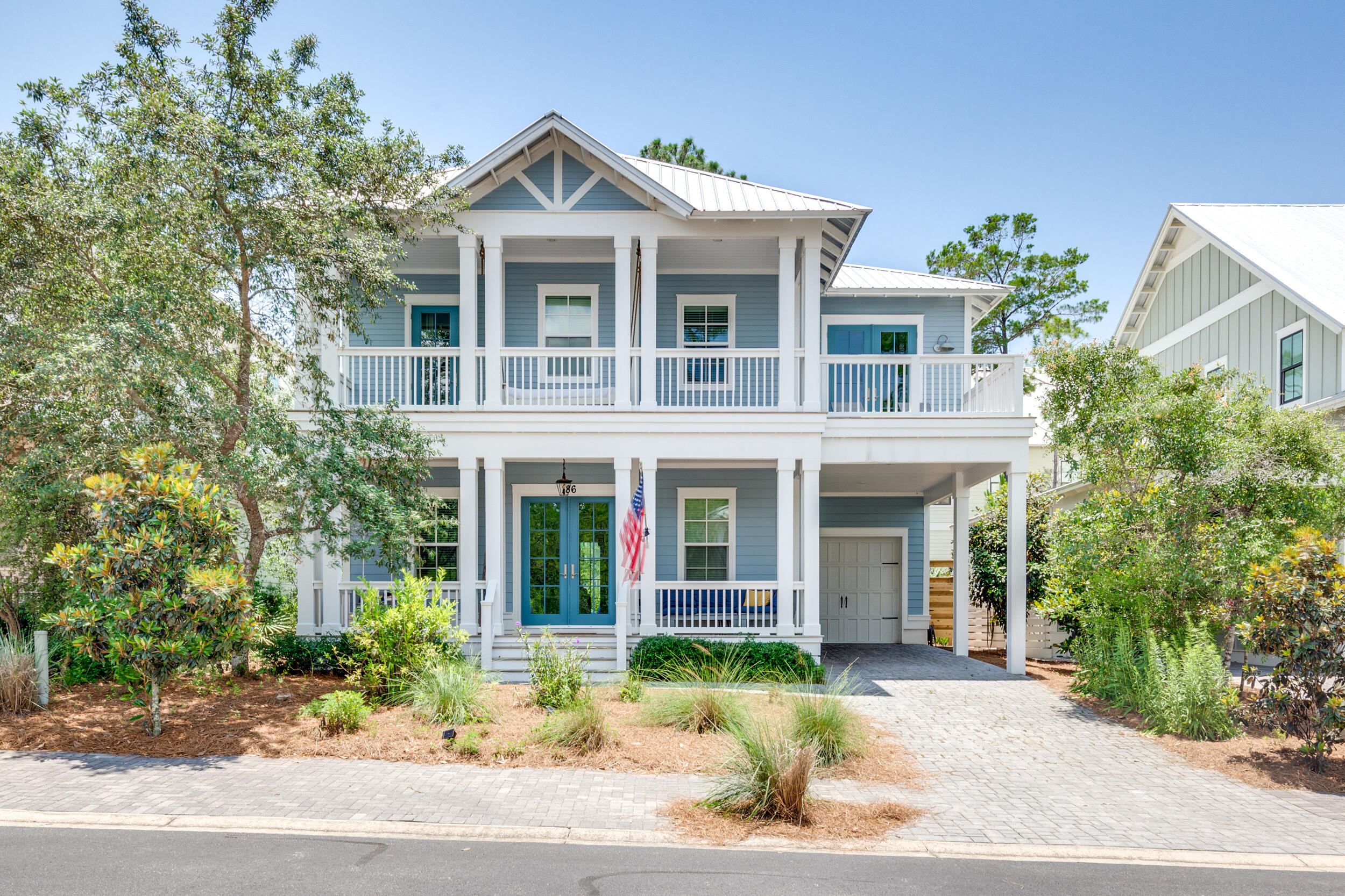 LAKESIDE AT BLUE MOUNTAIN BEACH - Residential