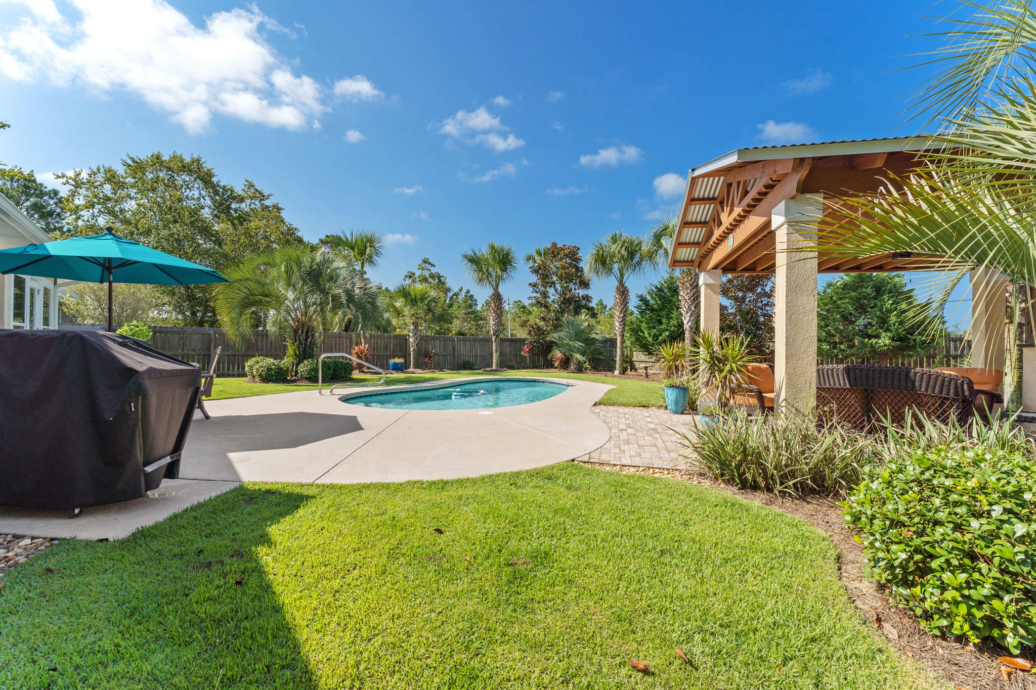 Emerald Walk - Residential