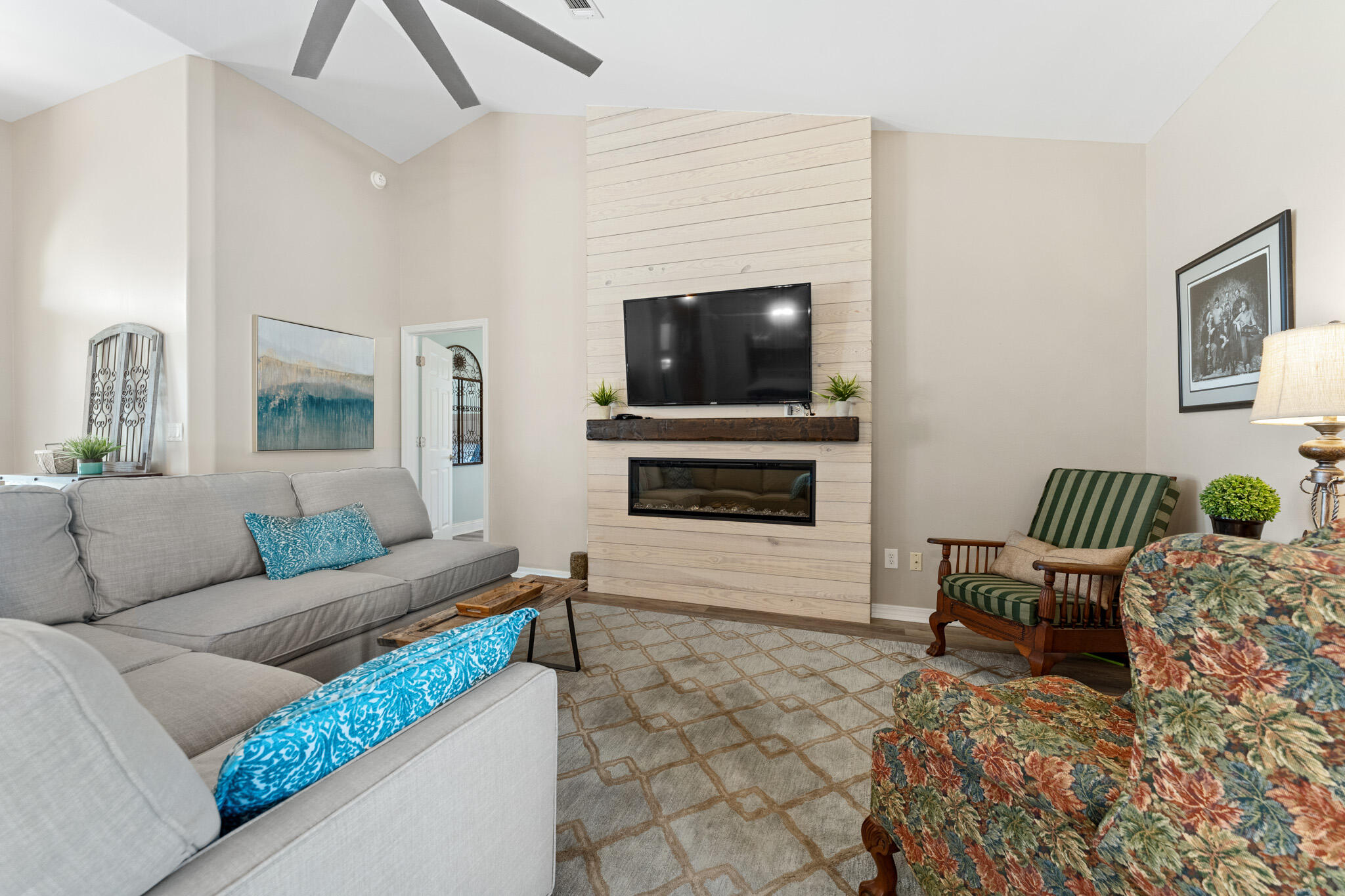 Emerald Walk - Residential