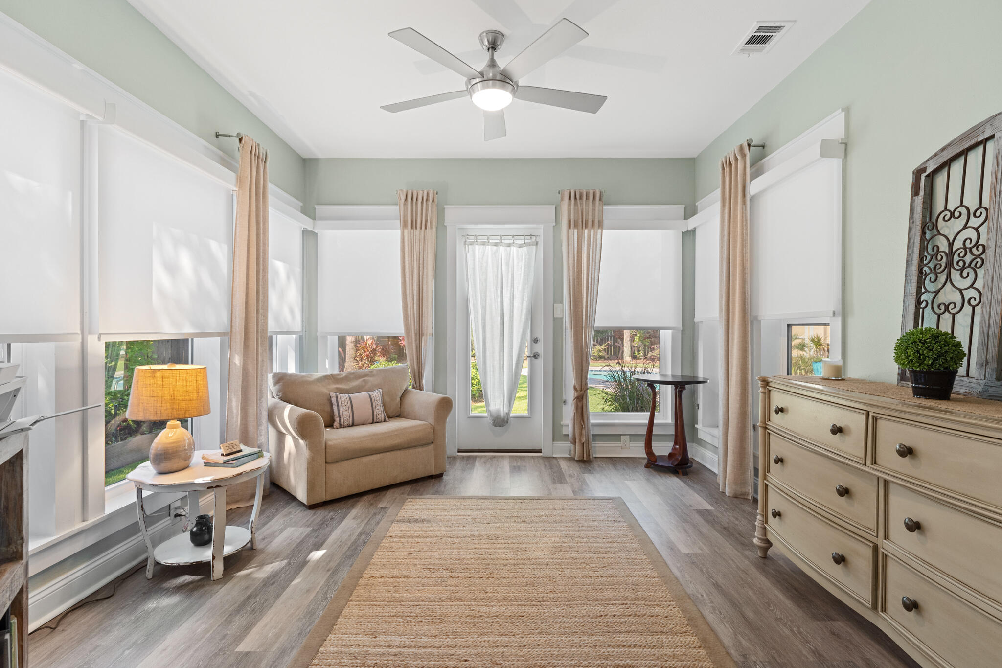 Emerald Walk - Residential