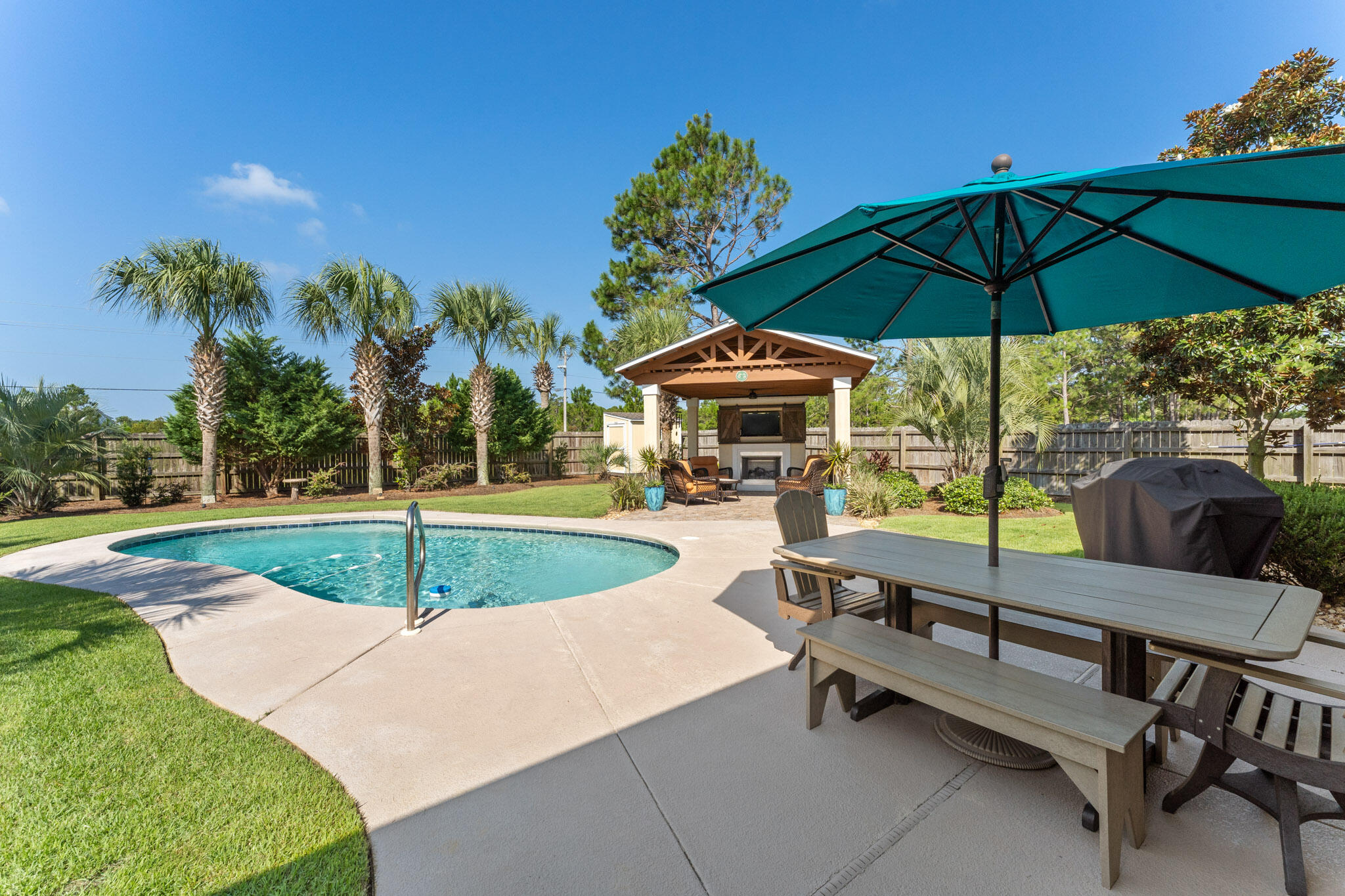 Emerald Walk - Residential