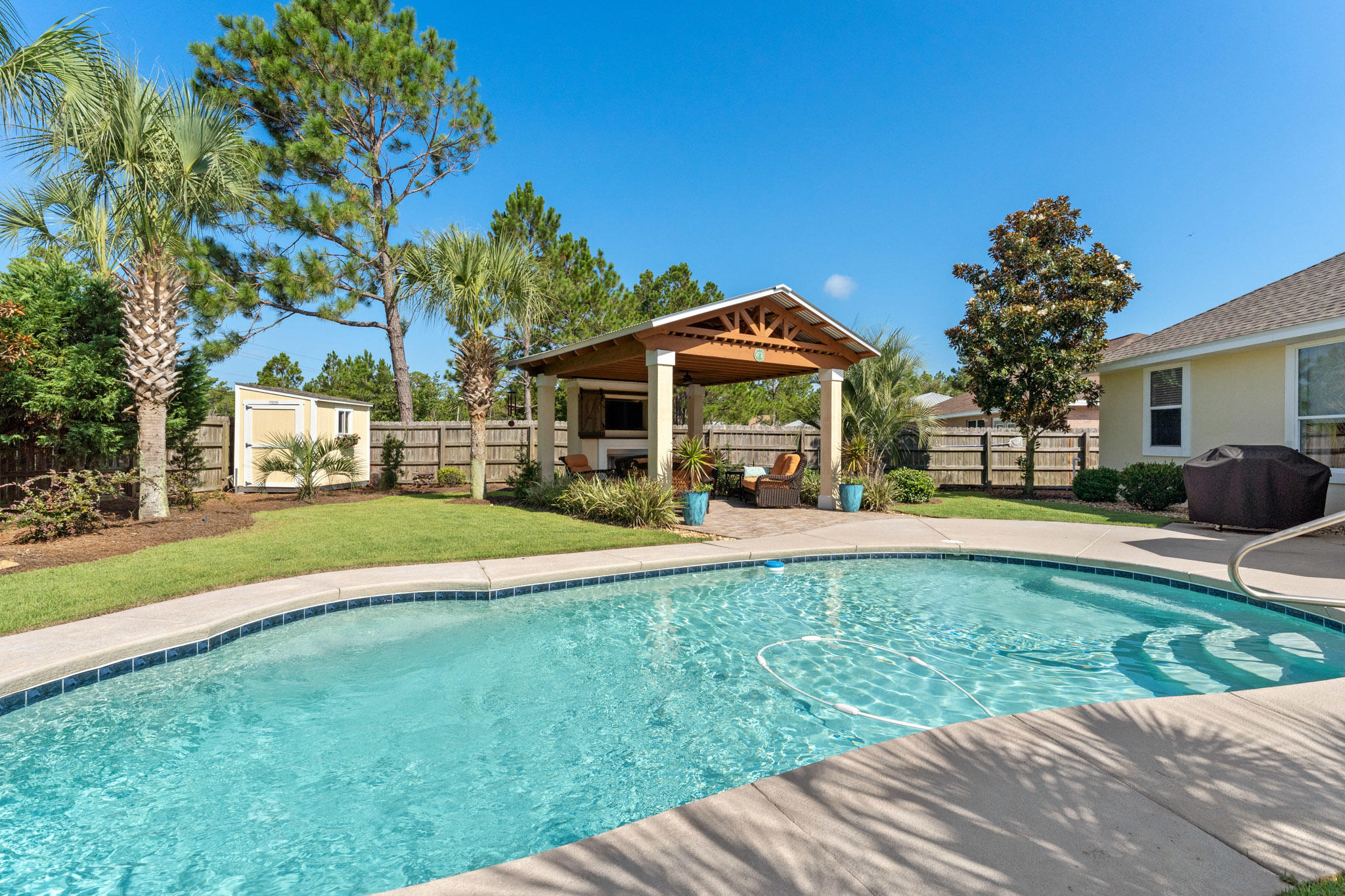 Emerald Walk - Residential