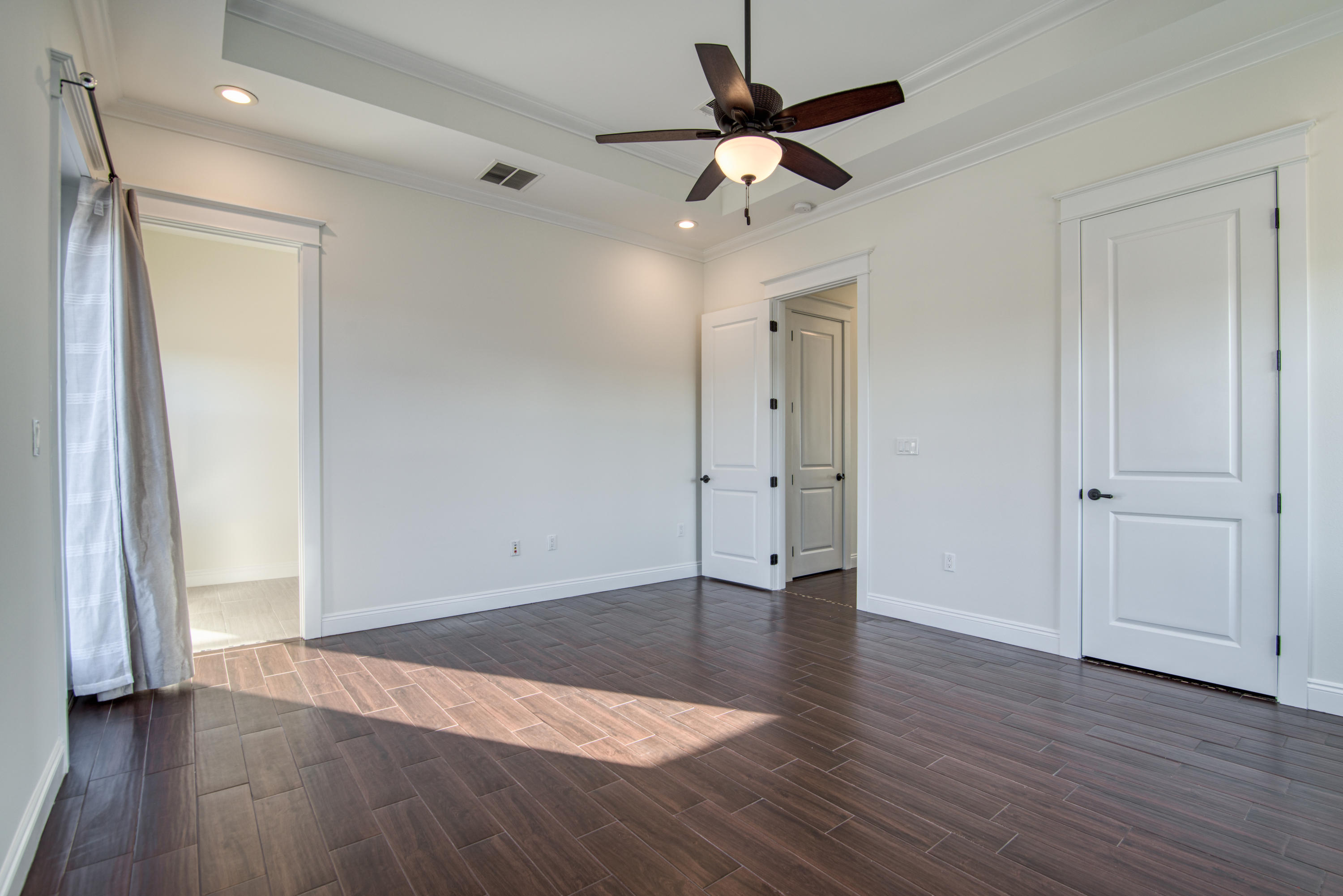 SOUNDSIDE MOORINGS - Residential