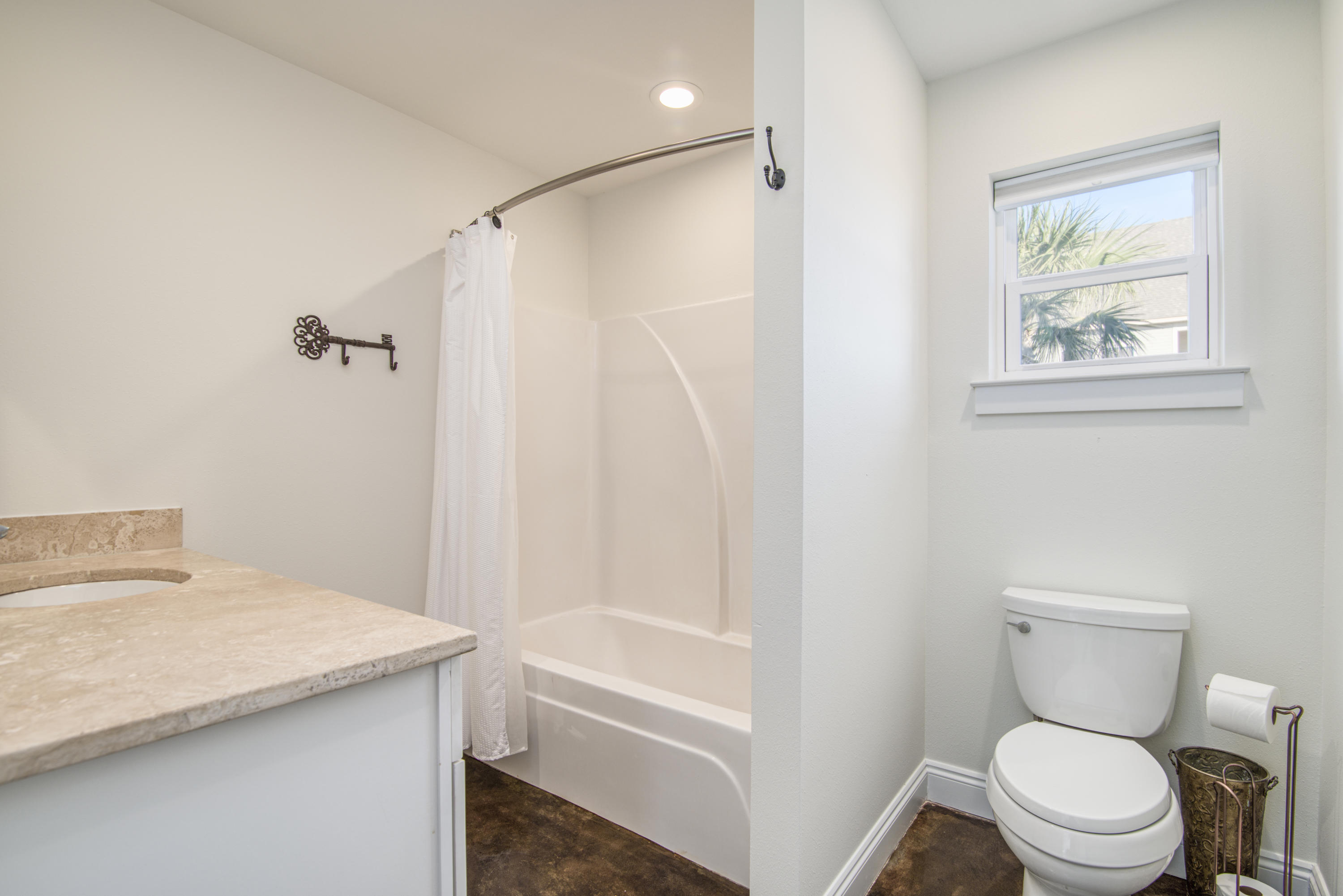 SOUNDSIDE MOORINGS - Residential