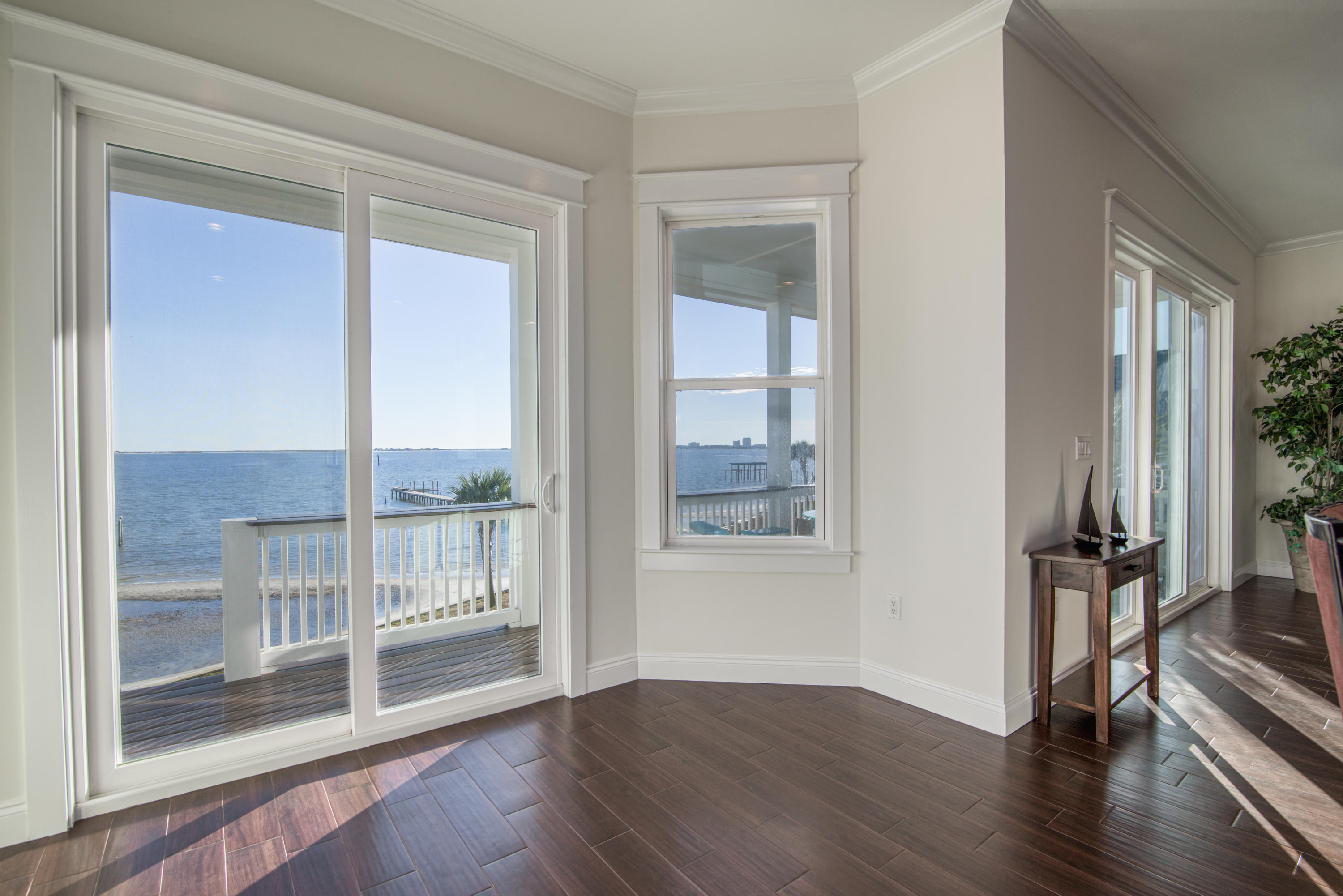 SOUNDSIDE MOORINGS - Residential