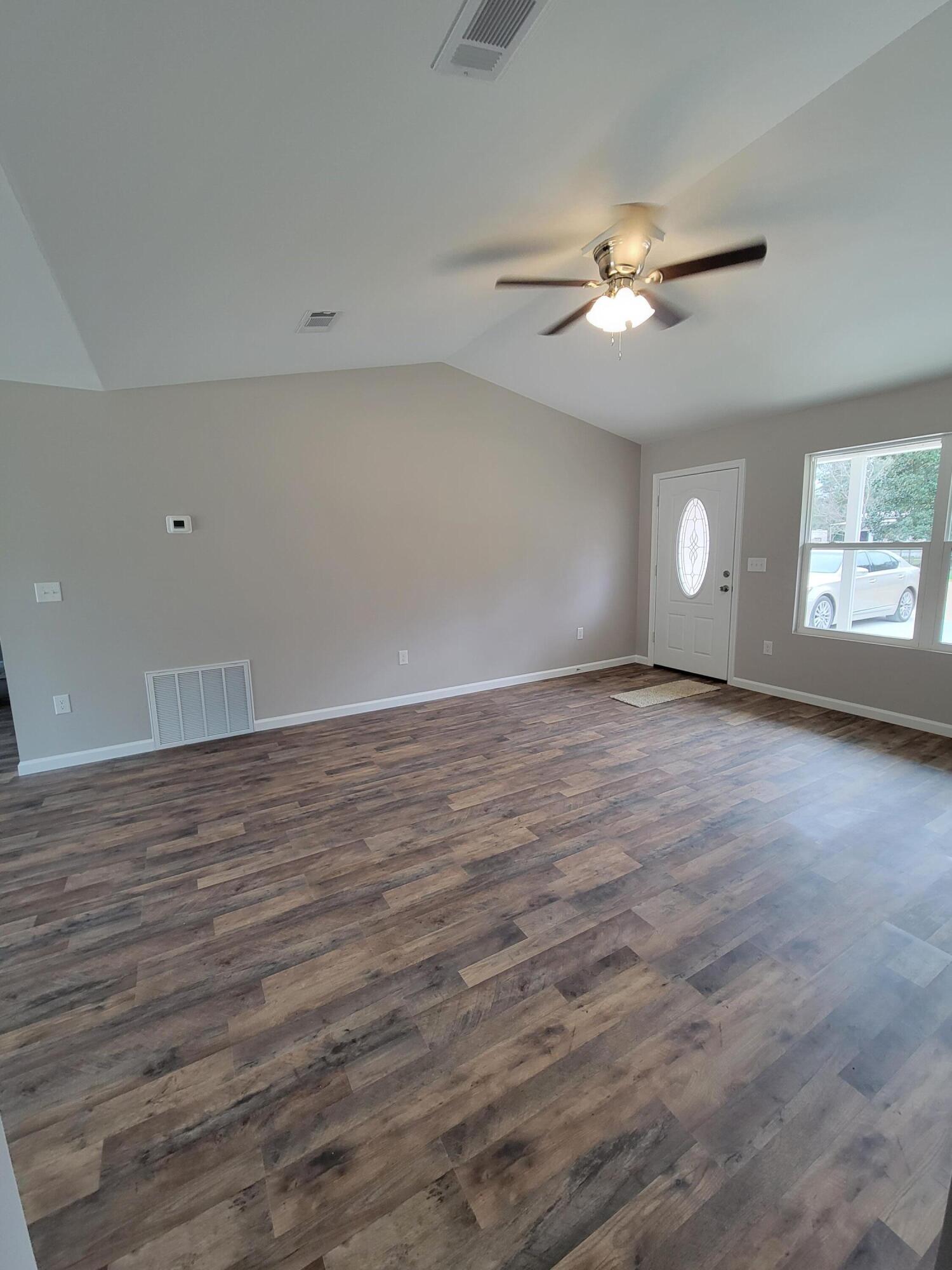 OAKWOOD HILLS UNIT 3 - Residential