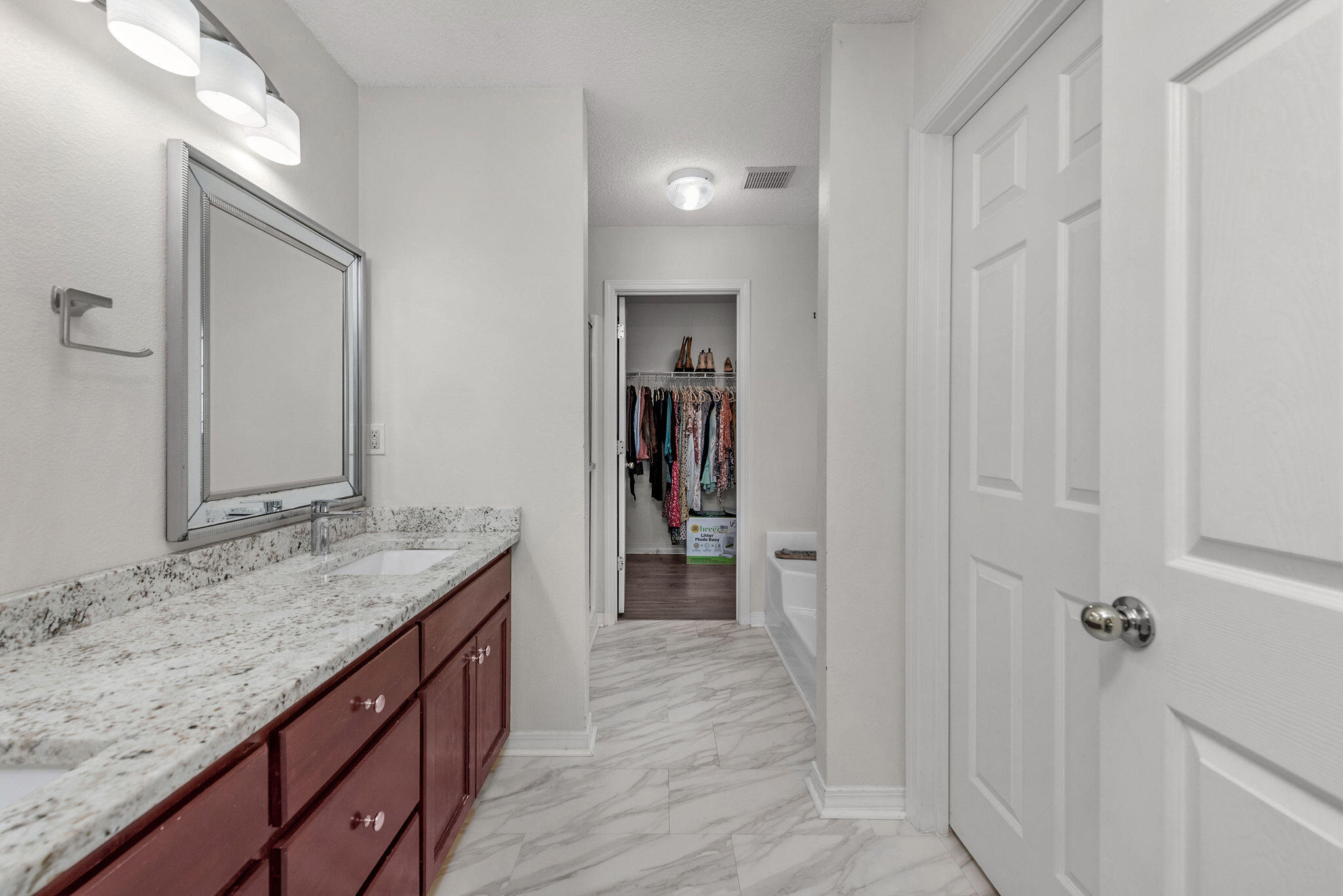 CREETWOOD PLACE - Residential