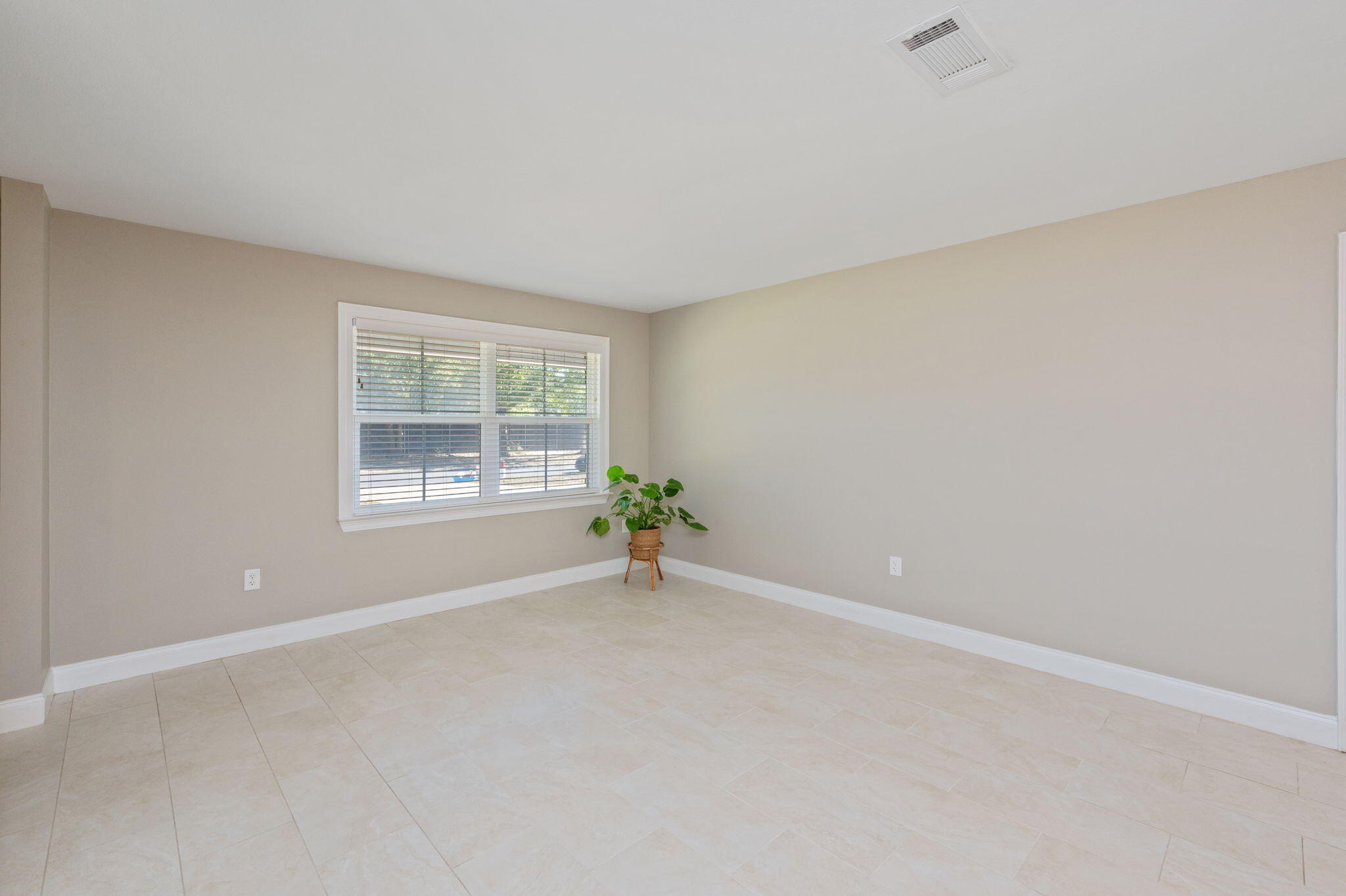 ELLIOTTS POINT - Residential