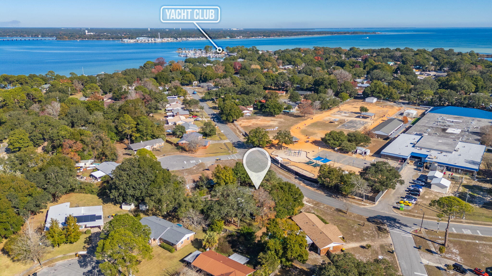 ELLIOTTS POINT - Residential