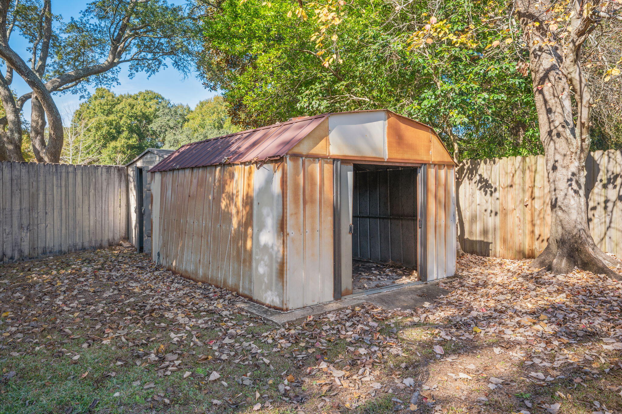 ELLIOTTS POINT - Residential